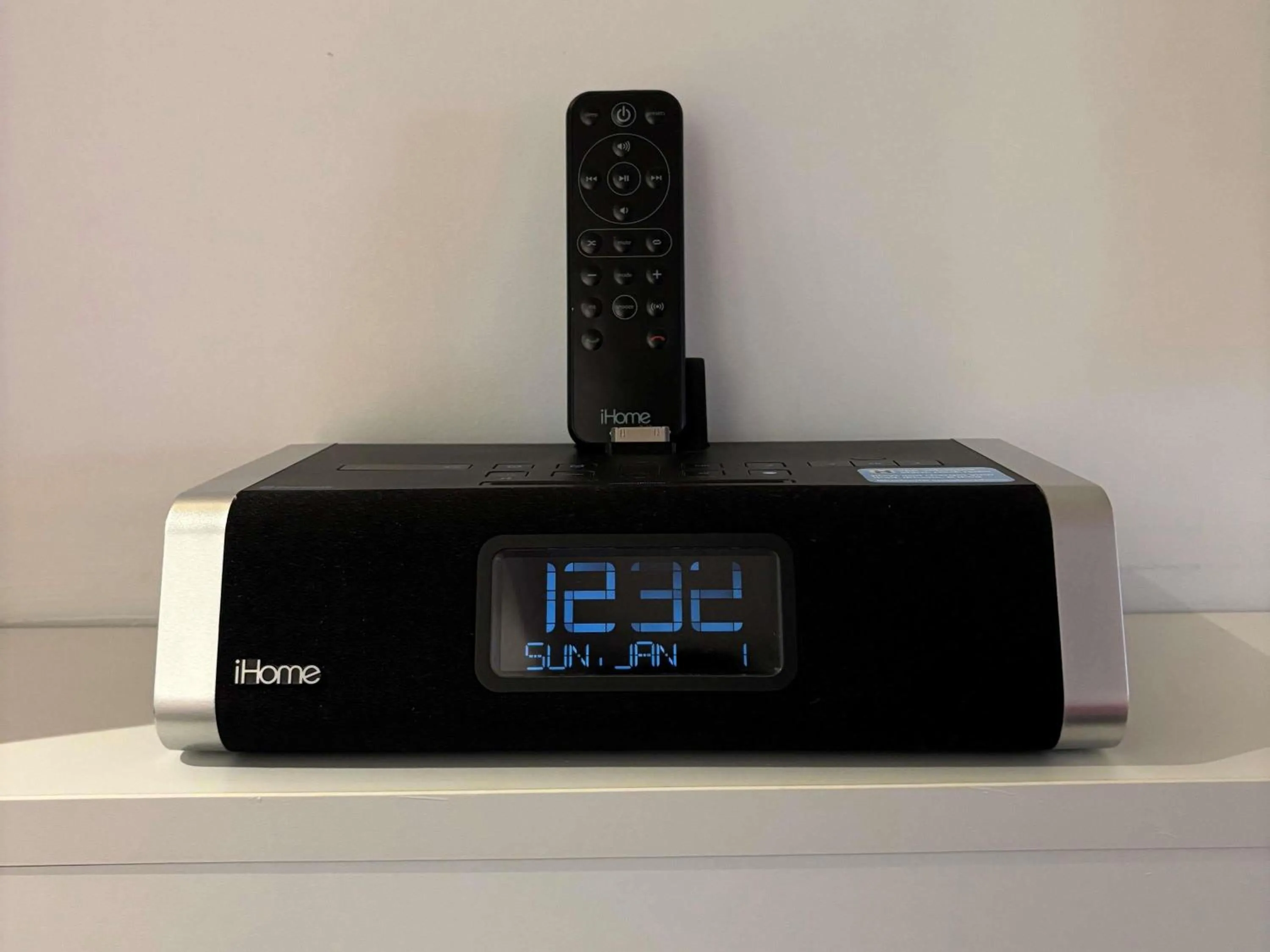 Bedroom in Mercure Paris Montmartre Sacré Coeur