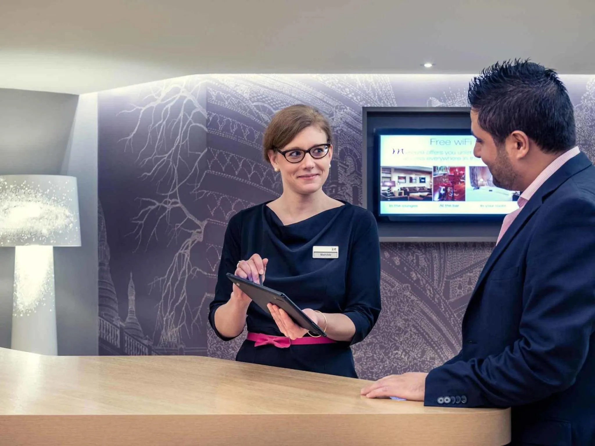 Staff in Mercure Paris Montmartre Sacré Coeur