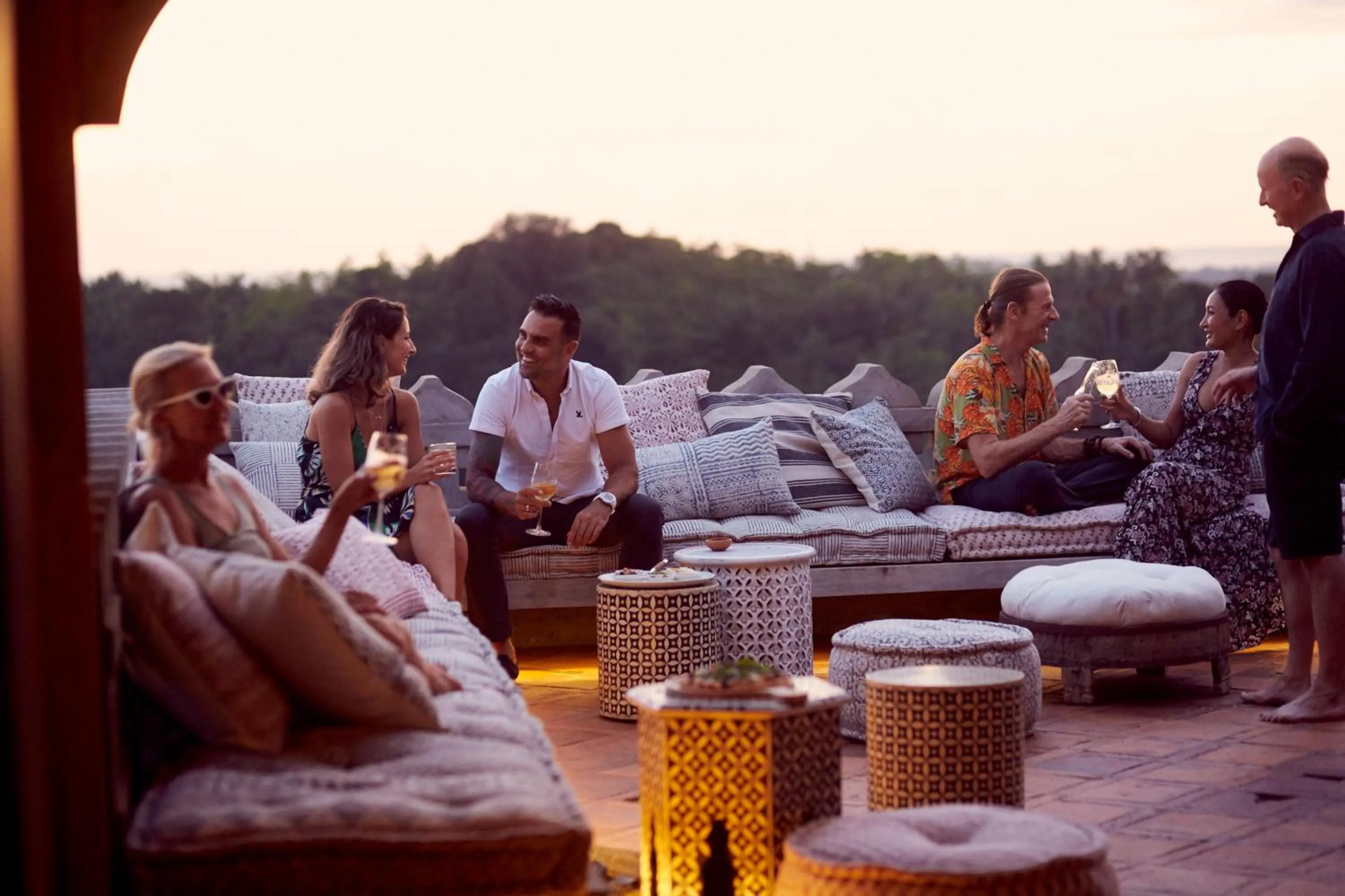 Lounge or bar in Malabar Hill