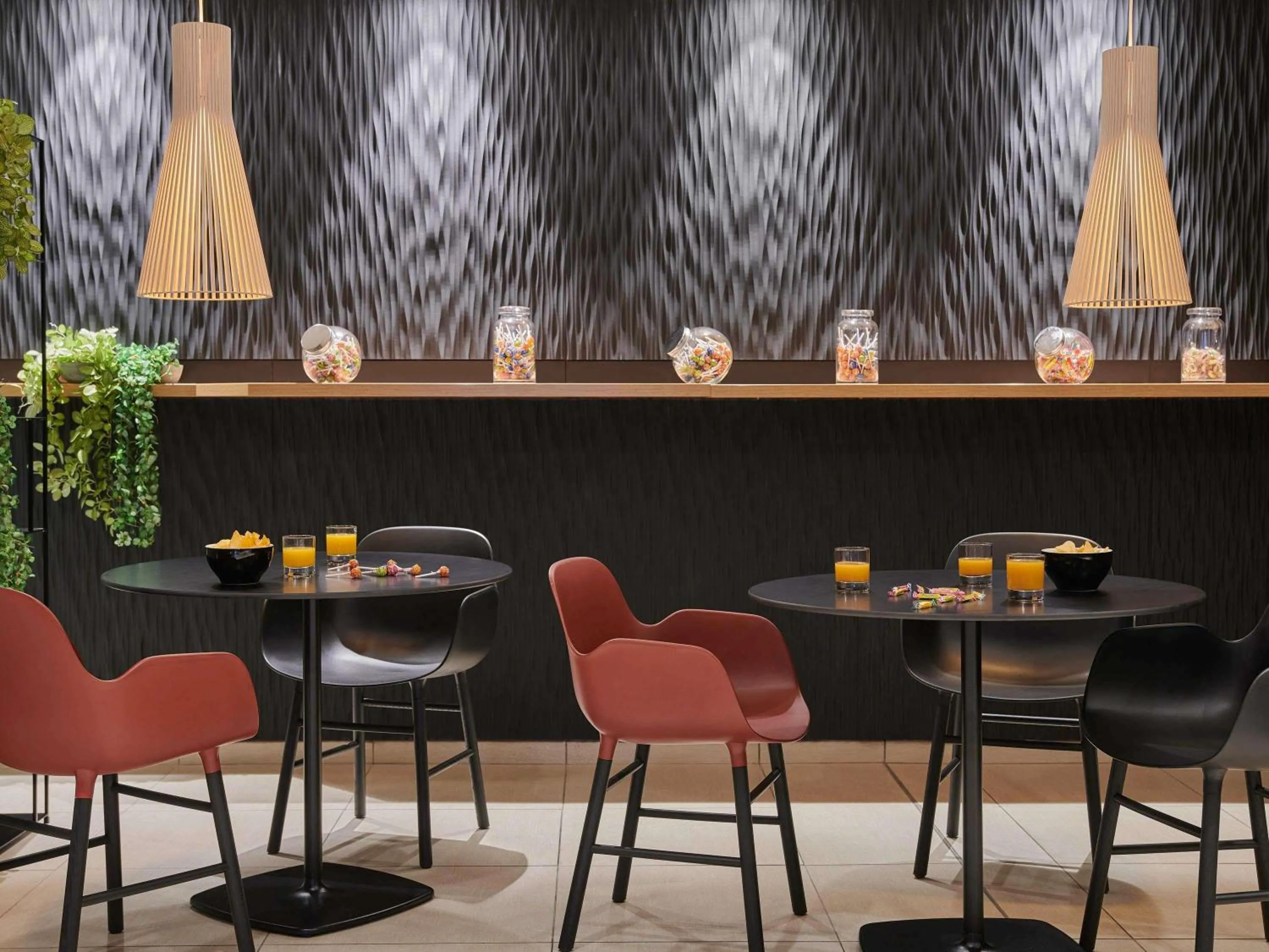 Business facilities in Mercure Paris La Défense