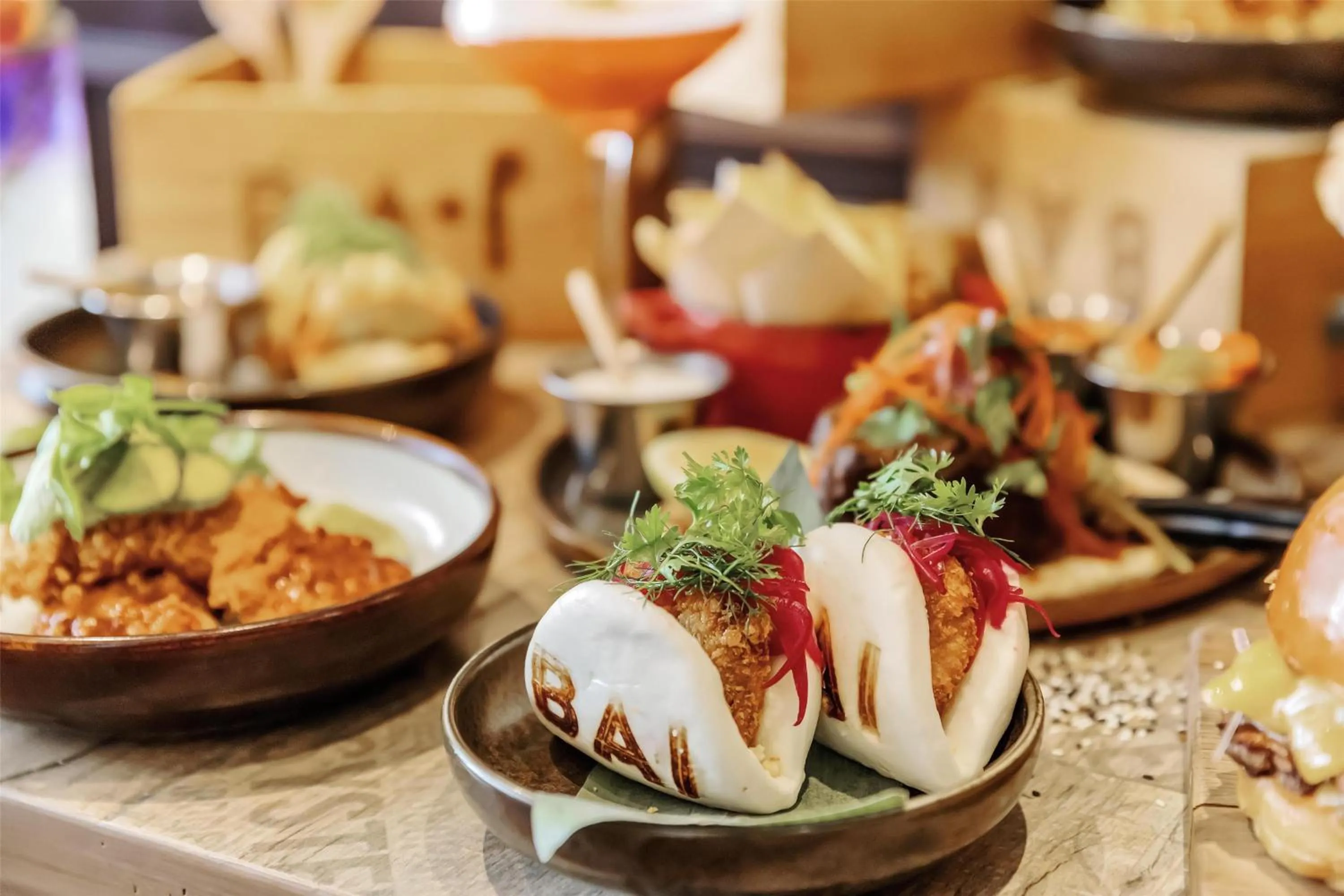 Lounge or bar in Radisson Blu Hotel, Dubai Canal View