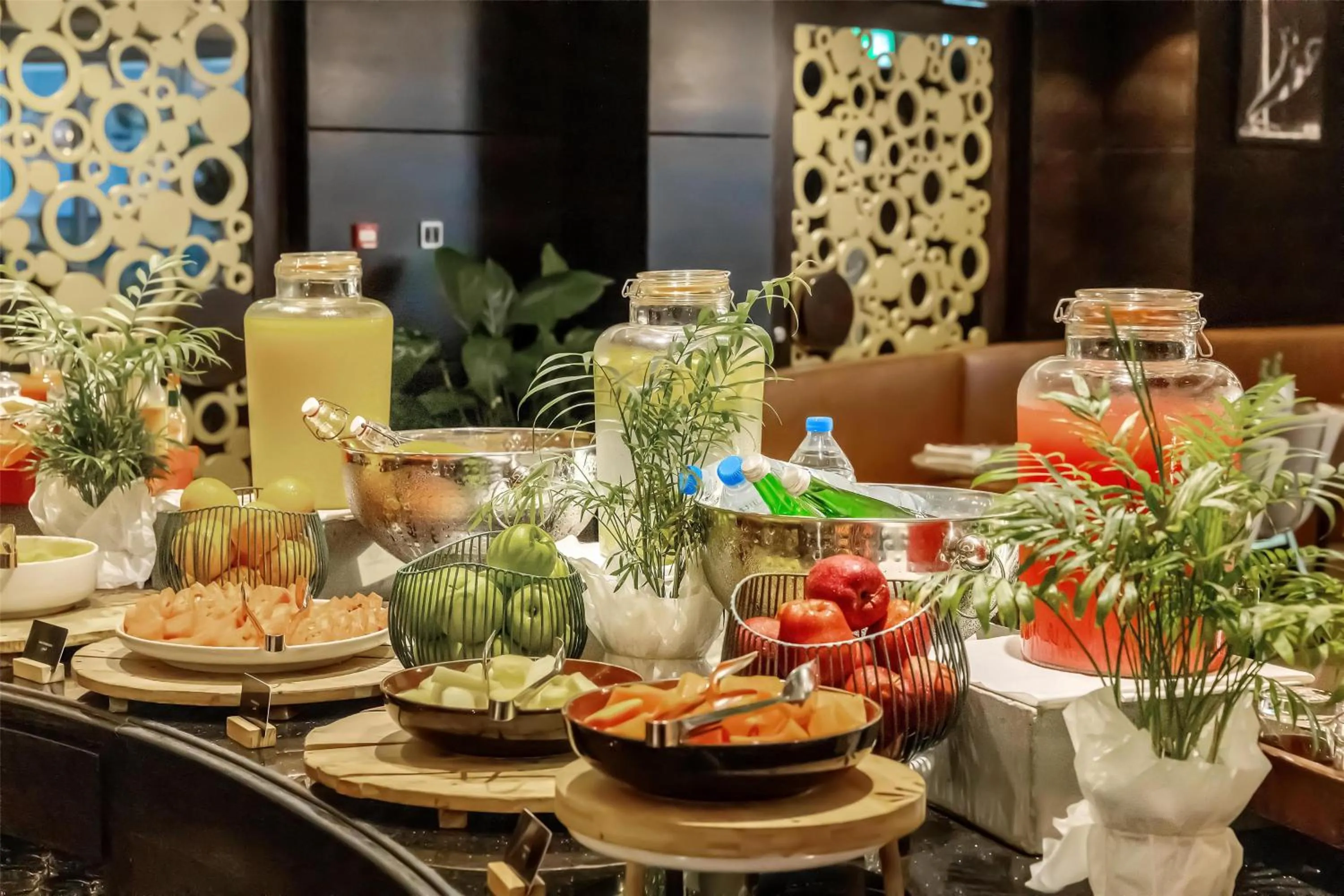 Breakfast in Radisson Blu Hotel, Dubai Canal View