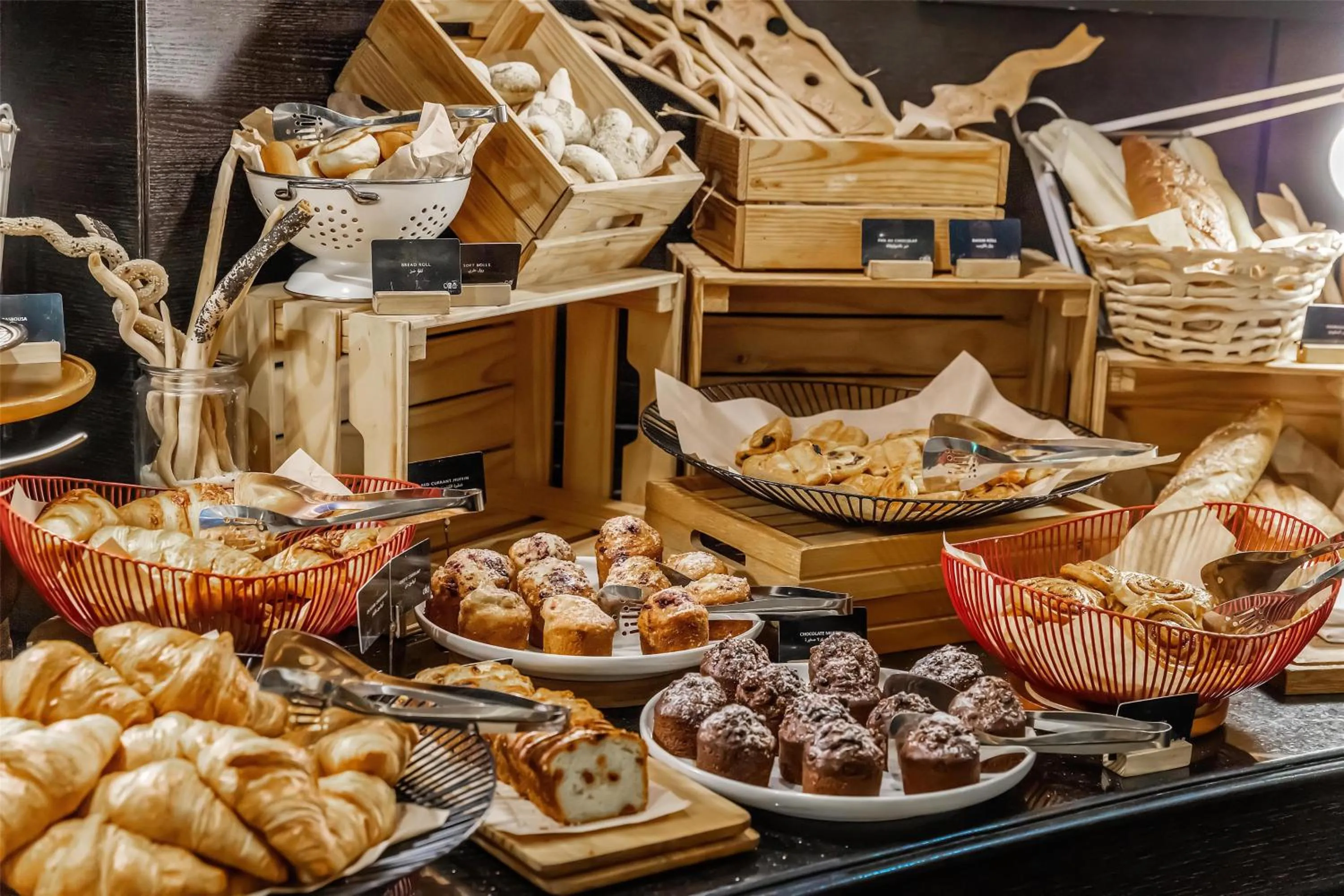 Breakfast in Radisson Blu Hotel, Dubai Canal View