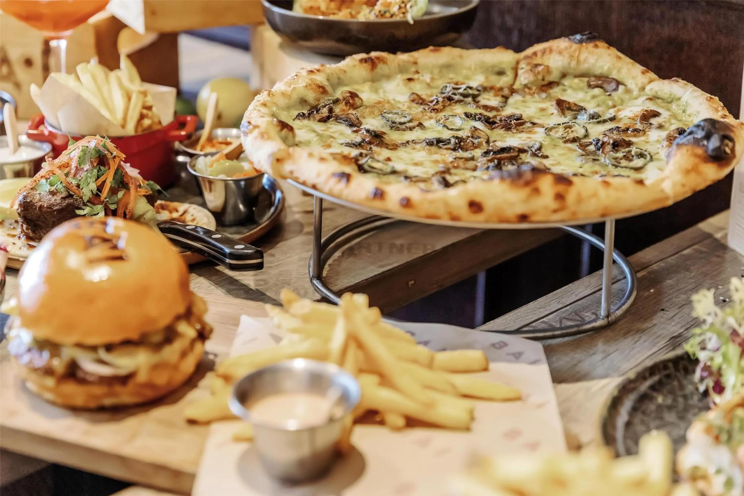 Lounge or bar in Radisson Blu Hotel, Dubai Canal View