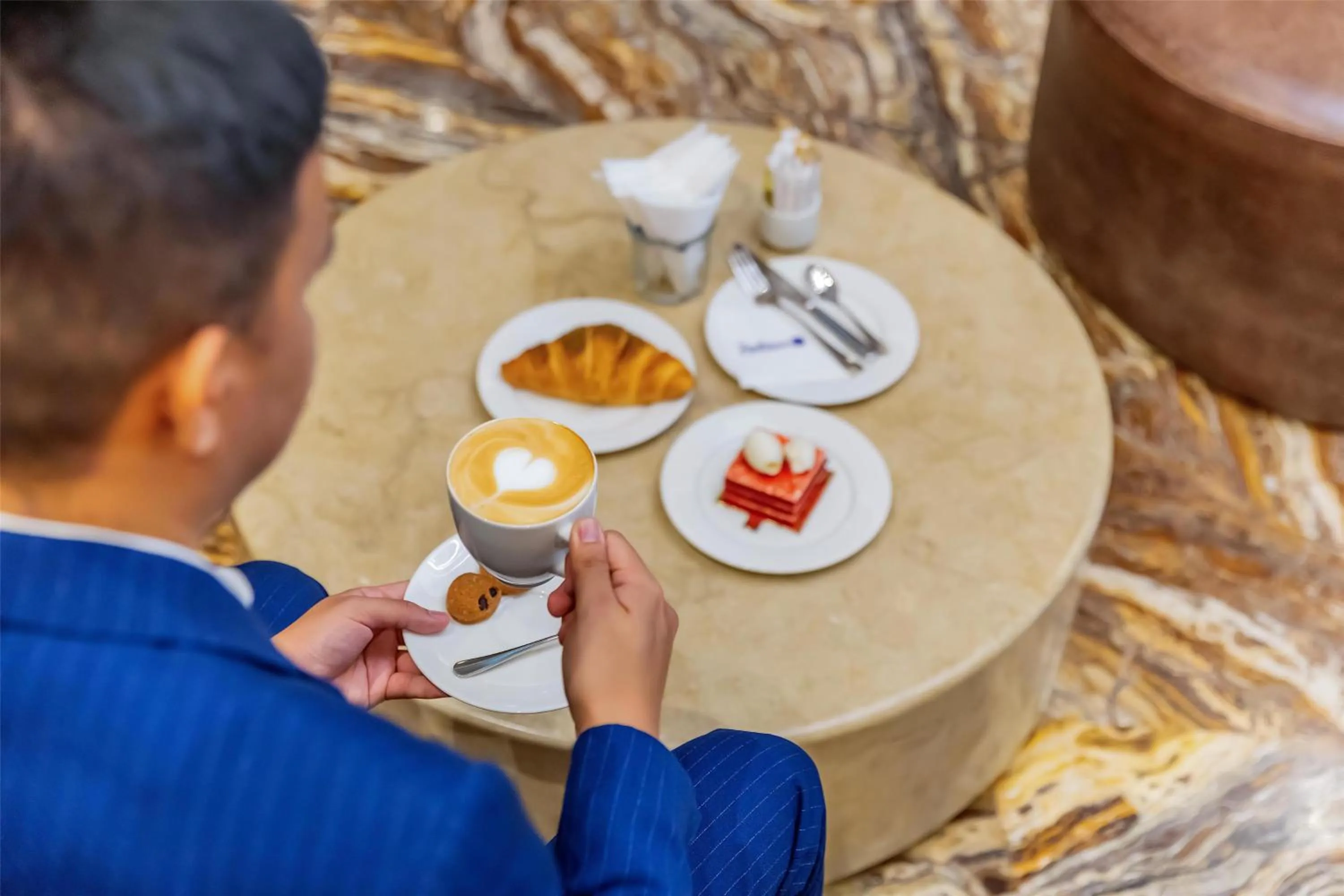 Food and drinks in Radisson Blu Hotel, Dubai Canal View