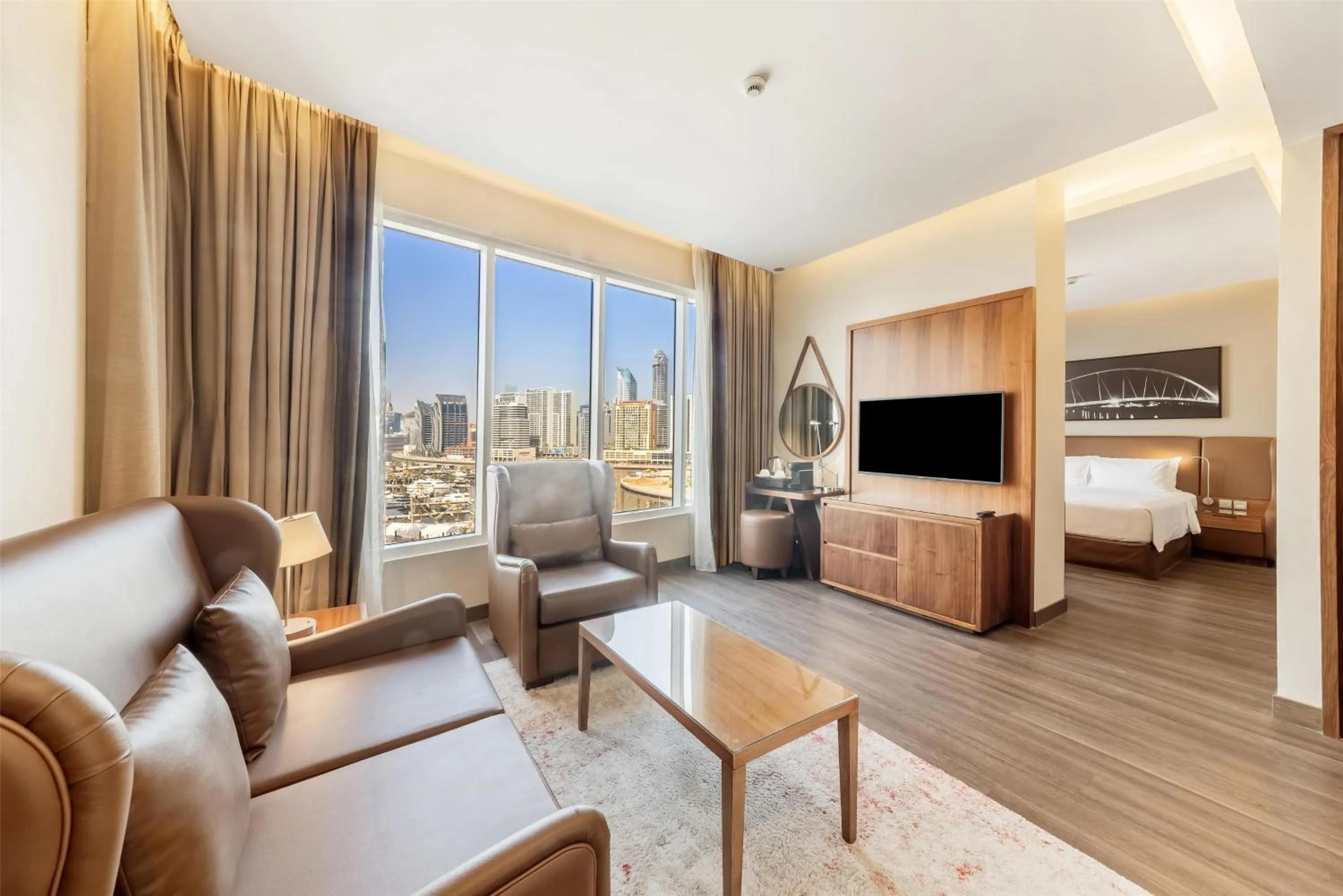 Photo of the whole room in Radisson Blu Hotel, Dubai Canal View