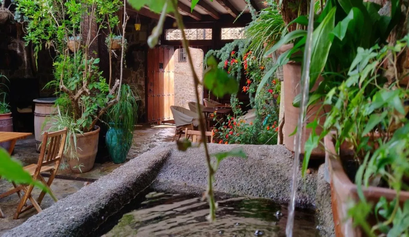 Patio in La Troje Oropesana