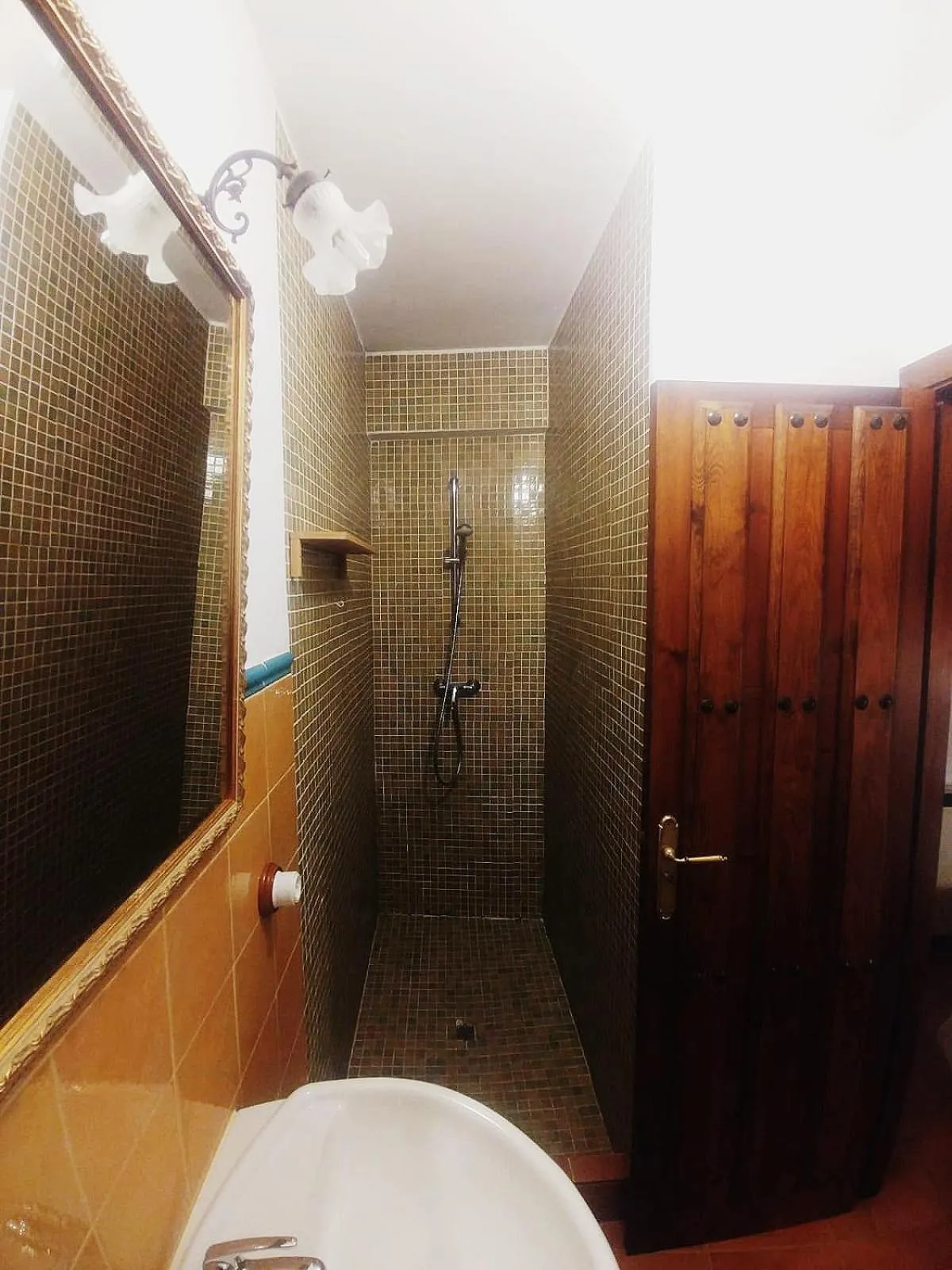 Bathroom in La Troje Oropesana