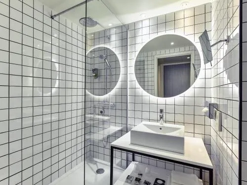 Mercure Paris la Défense Grande Arche