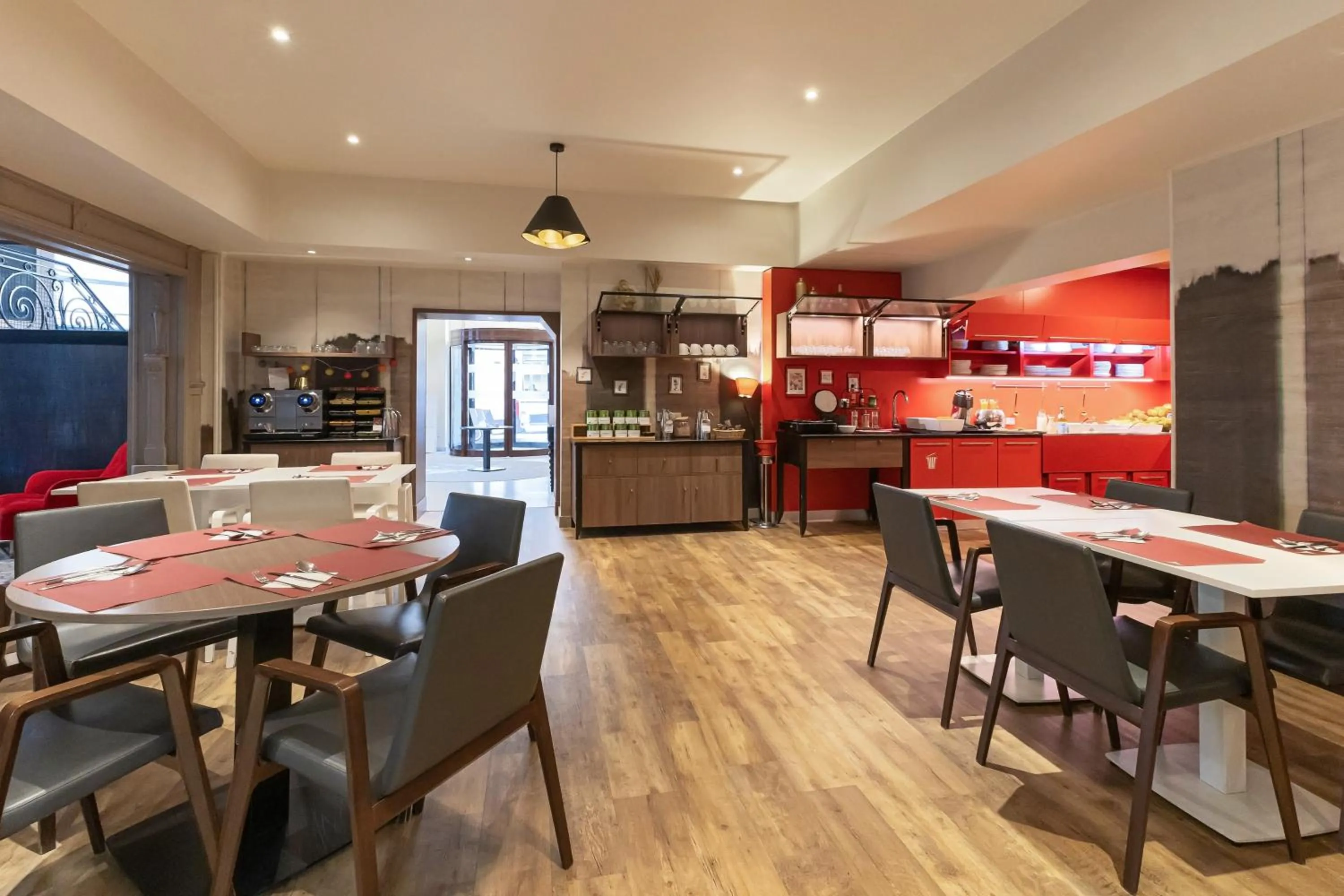 Breakfast in Mercure Lille Centre Grand Place