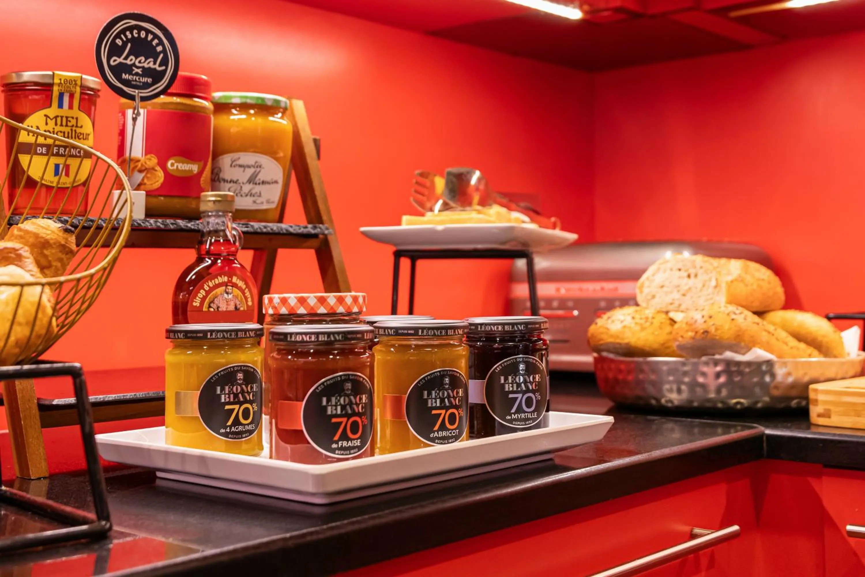 Breakfast in Mercure Lille Centre Grand Place