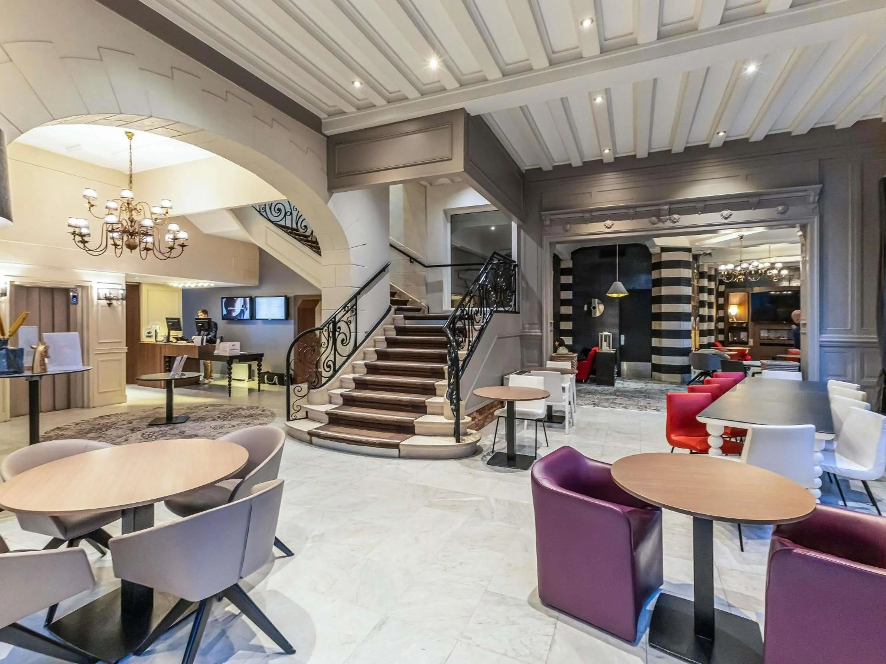 Property building in Mercure Lille Centre Grand Place