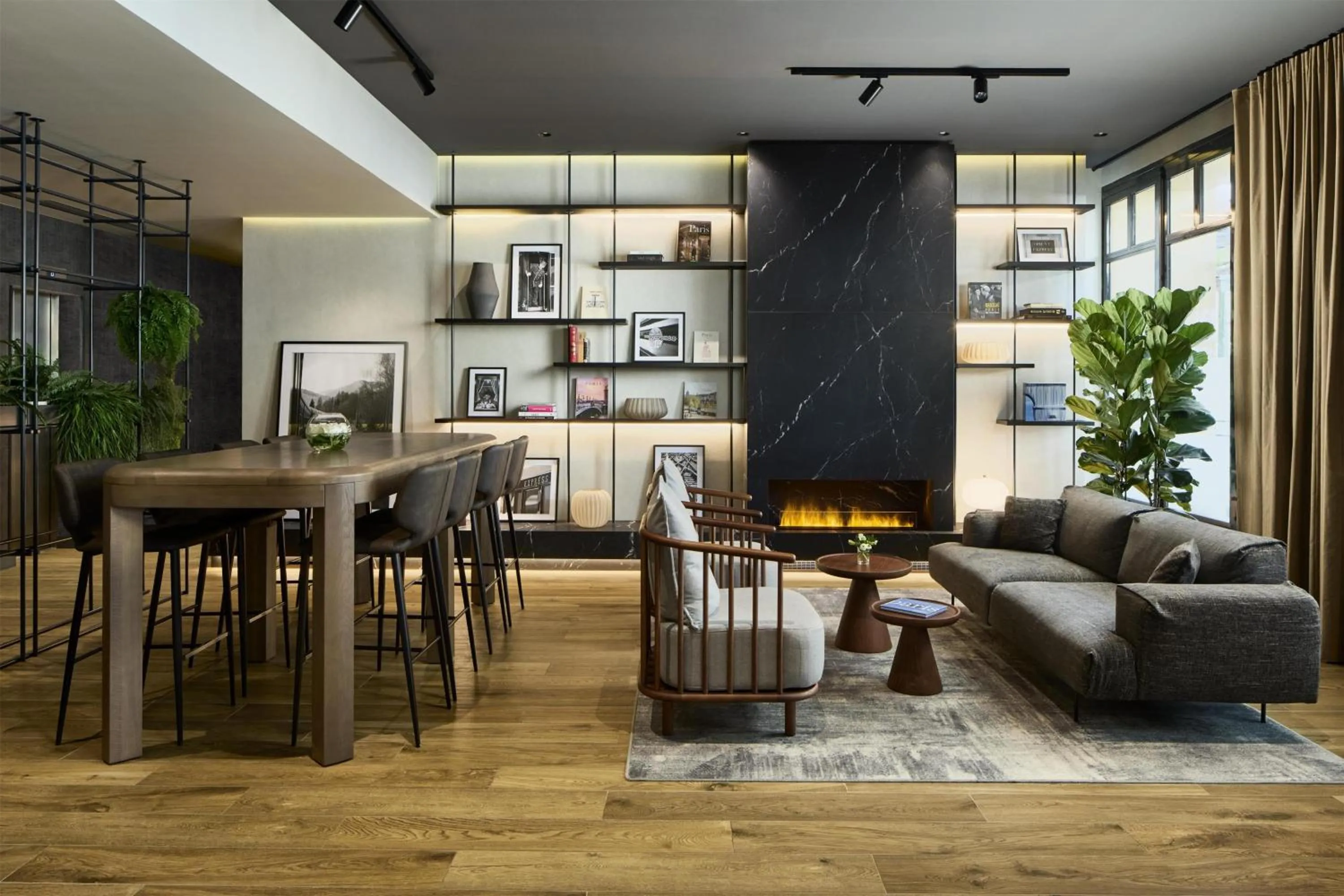 Lobby or reception in NH Paris Gare de l'Est