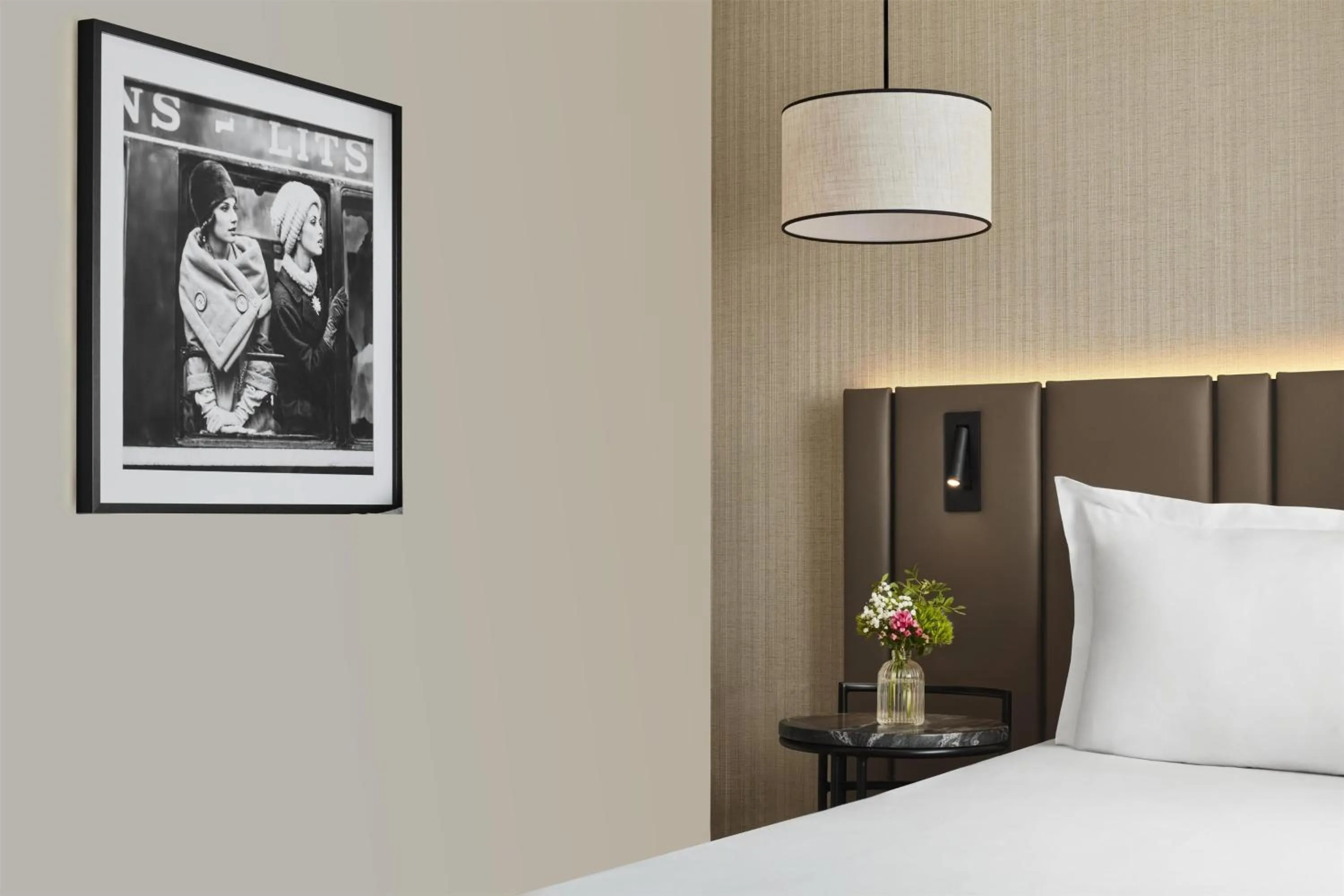 Bedroom, Bed in NH Paris Gare de l'Est