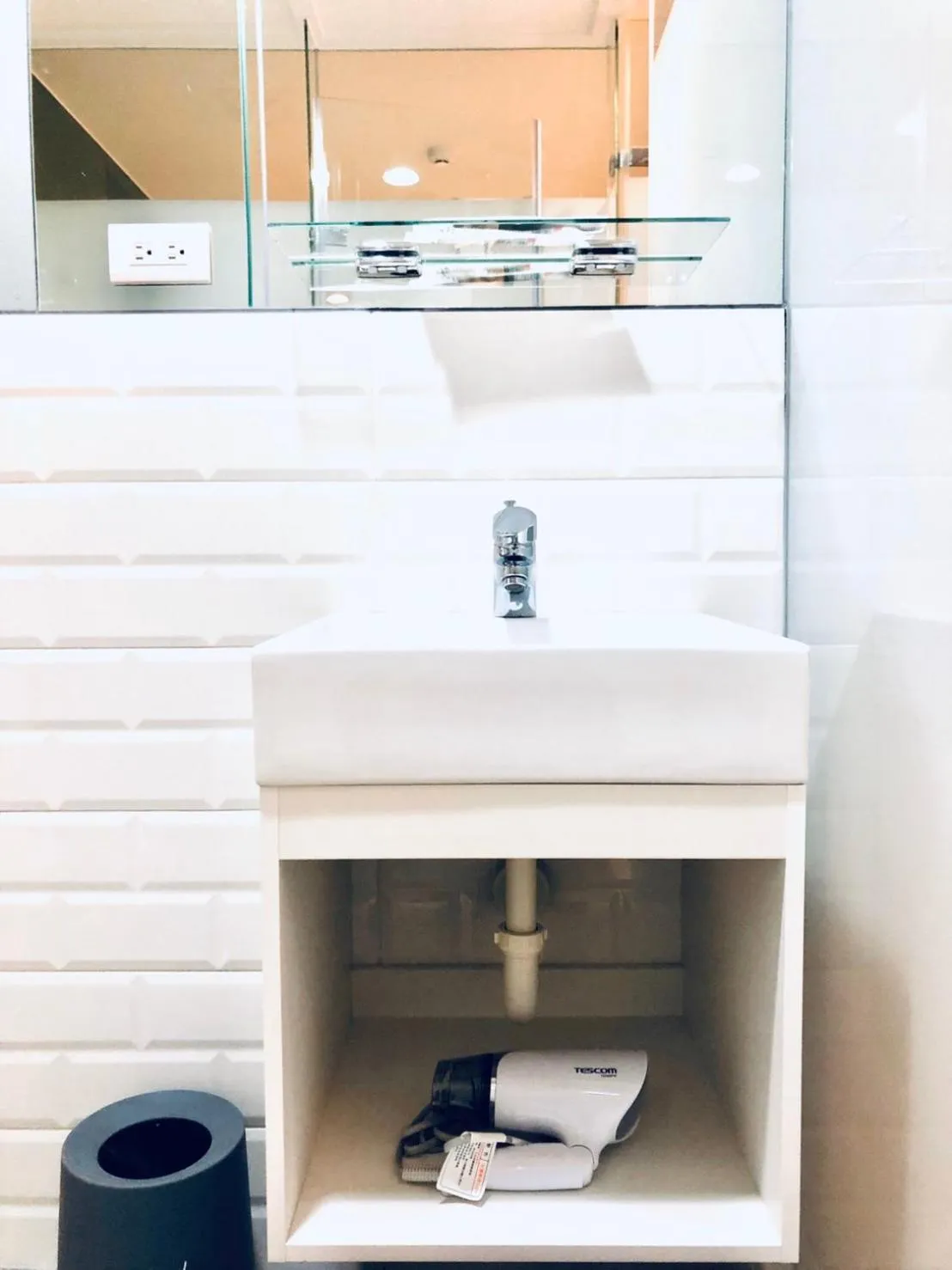 Bathroom in T.O. Hotel - Taipei station