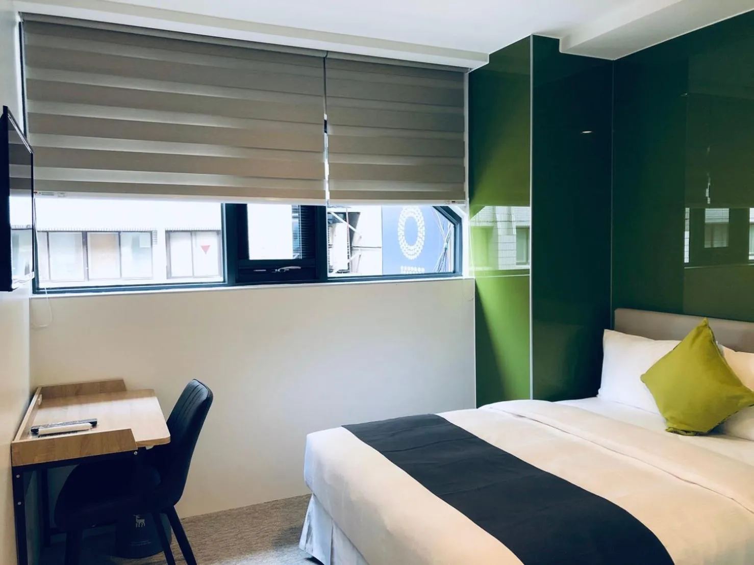 Bed in T.O. Hotel - Taipei station