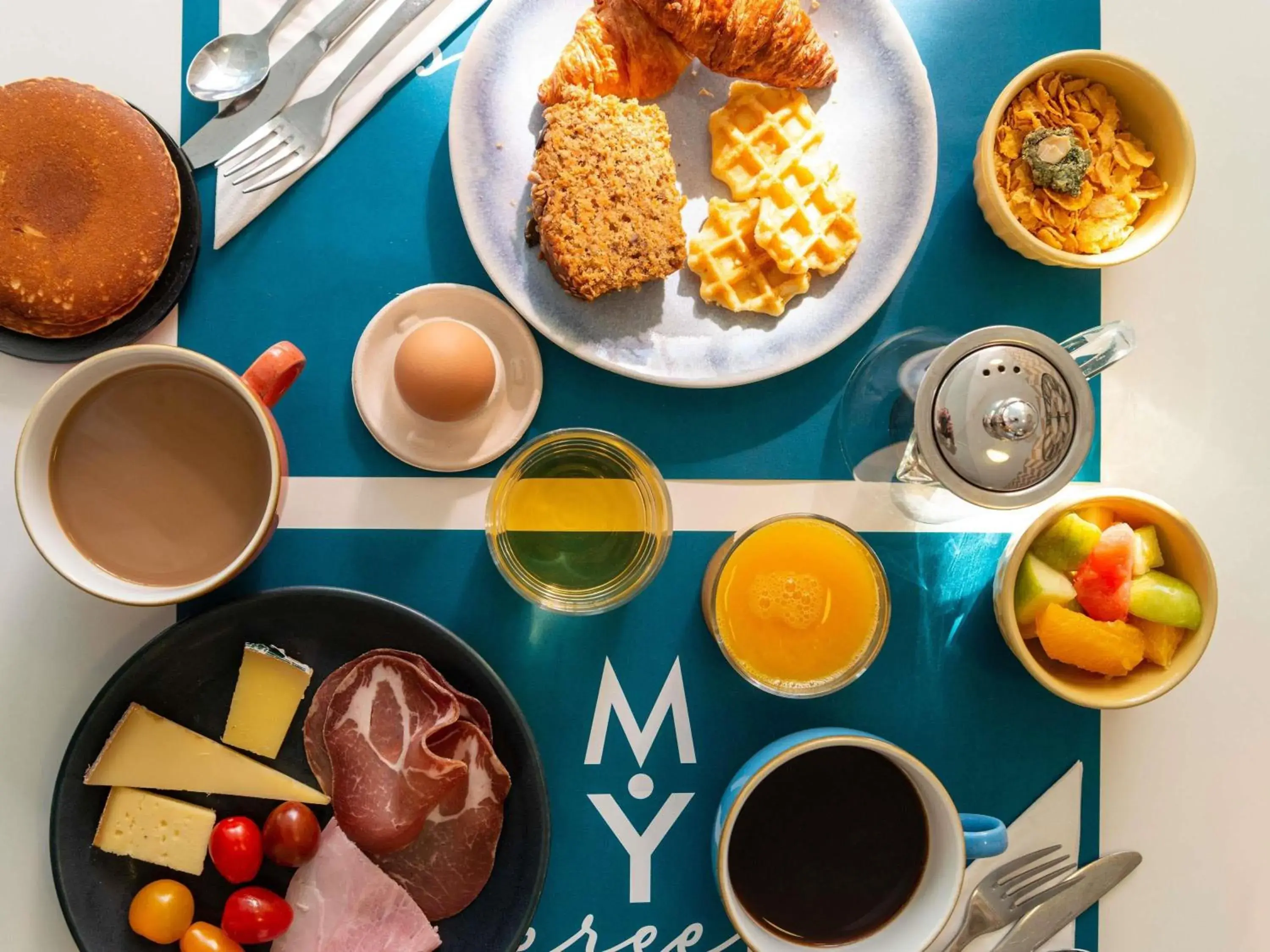 Breakfast in Mercure Toulouse Centre Saint-Georges Breakfast in Mercure Toulouse Centre Saint-Georges