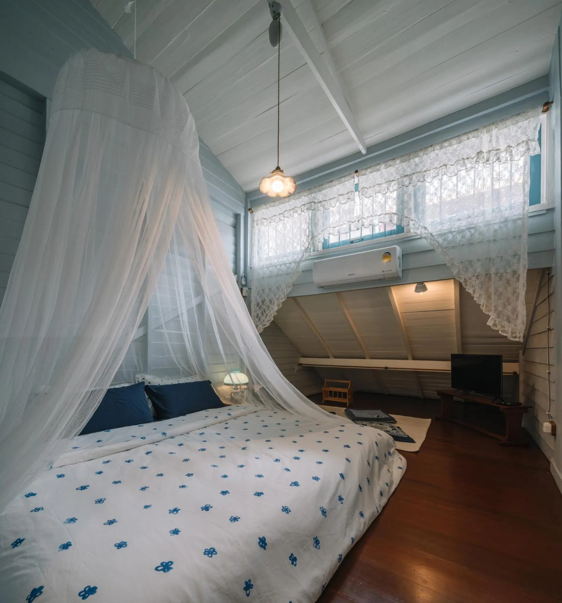 Bed in Lhong Yaowarat hostel