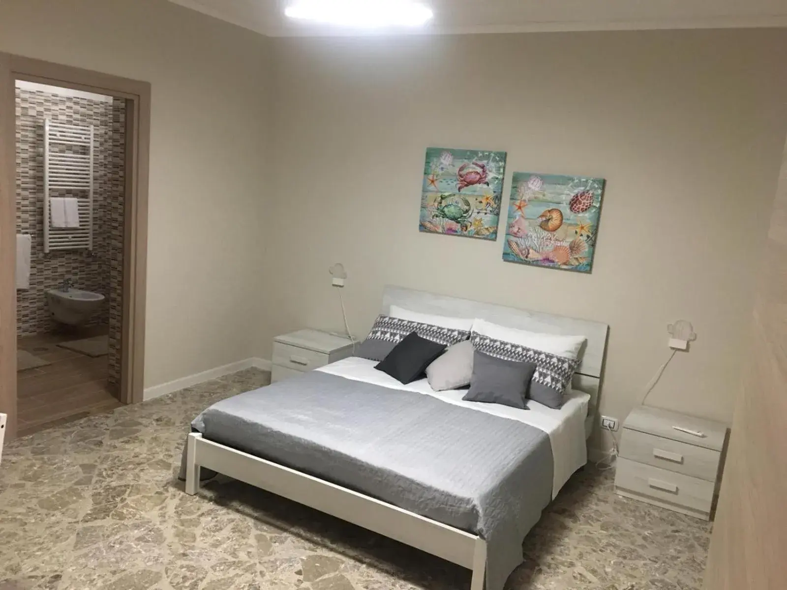 Double Room with Private Bathroom - single occupancy in B&B Amores Double Room with Private Bathroom - single occupancy in B&B Amores