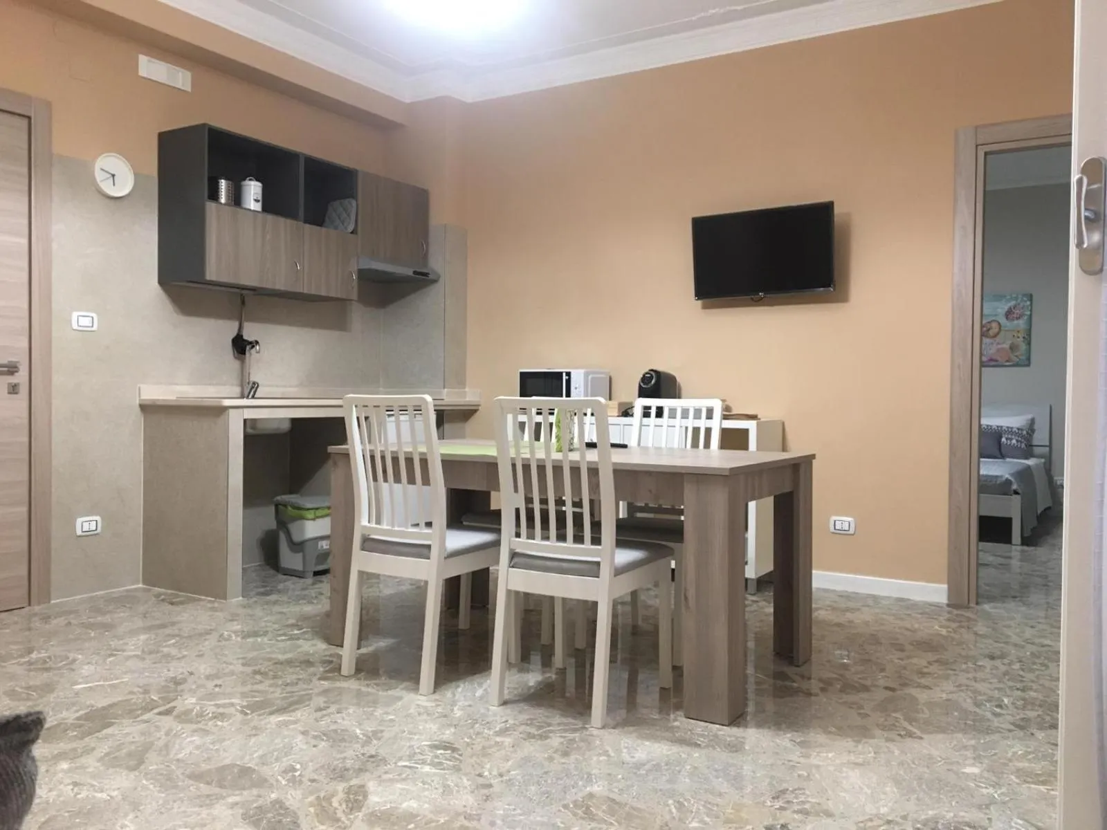 Dining area in B&B Amores