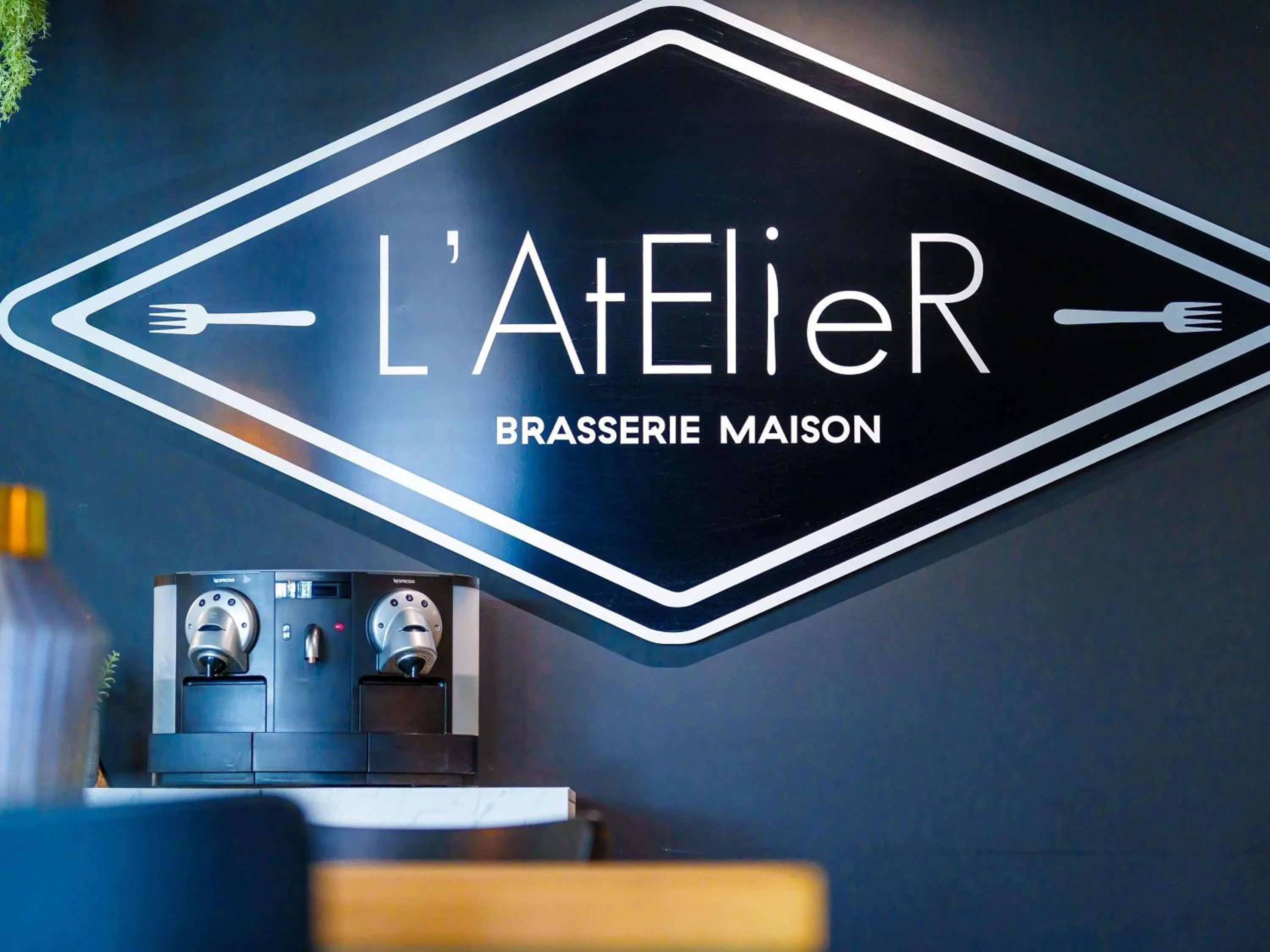 Restaurant/places to eat in Novotel Mulhouse Bâle Fribourg