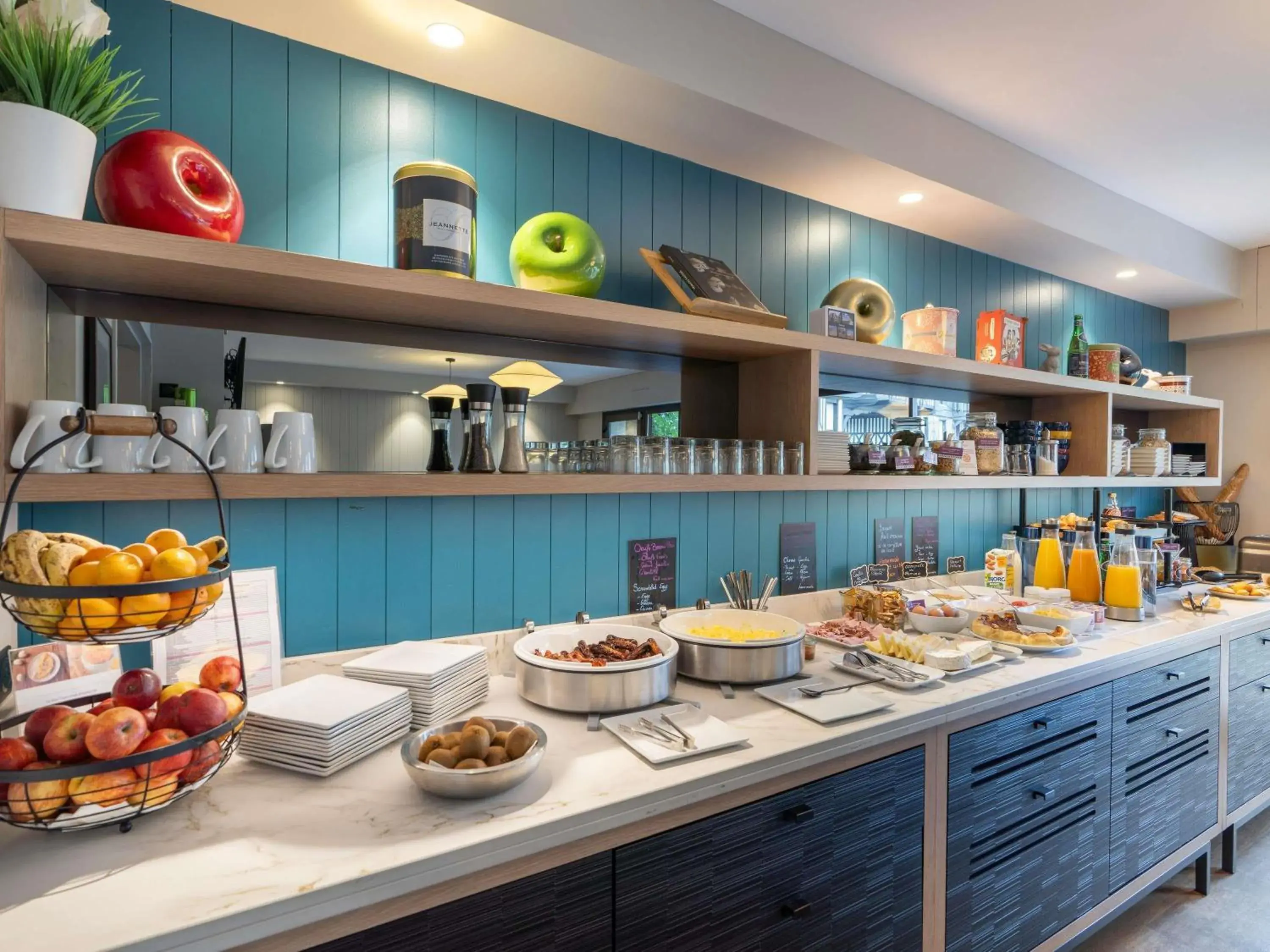 Property building in Mercure Deauville Centre Property building in Mercure Deauville Centre