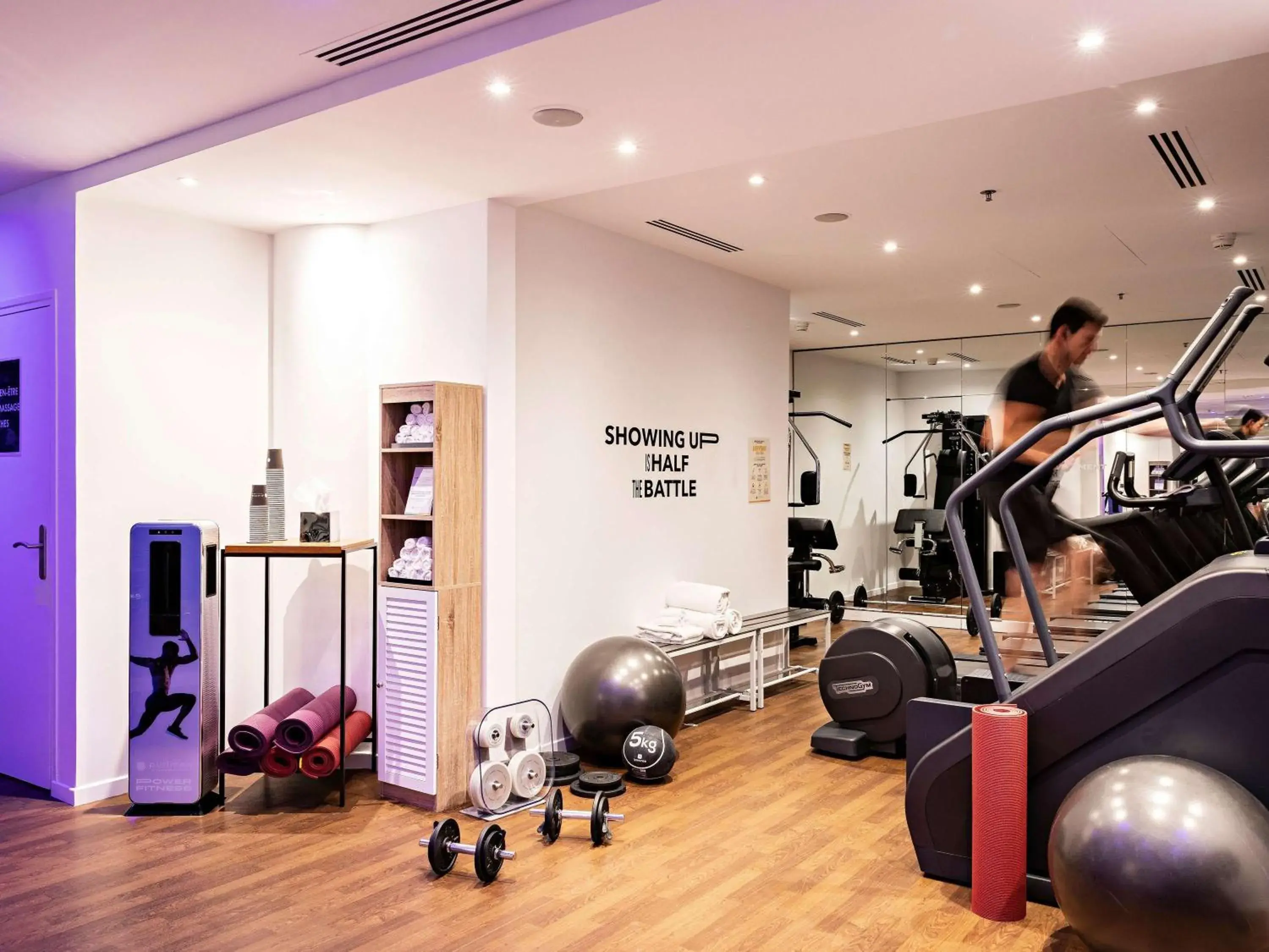 Property building in Pullman Paris La Défense Property building in Pullman Paris La Défense