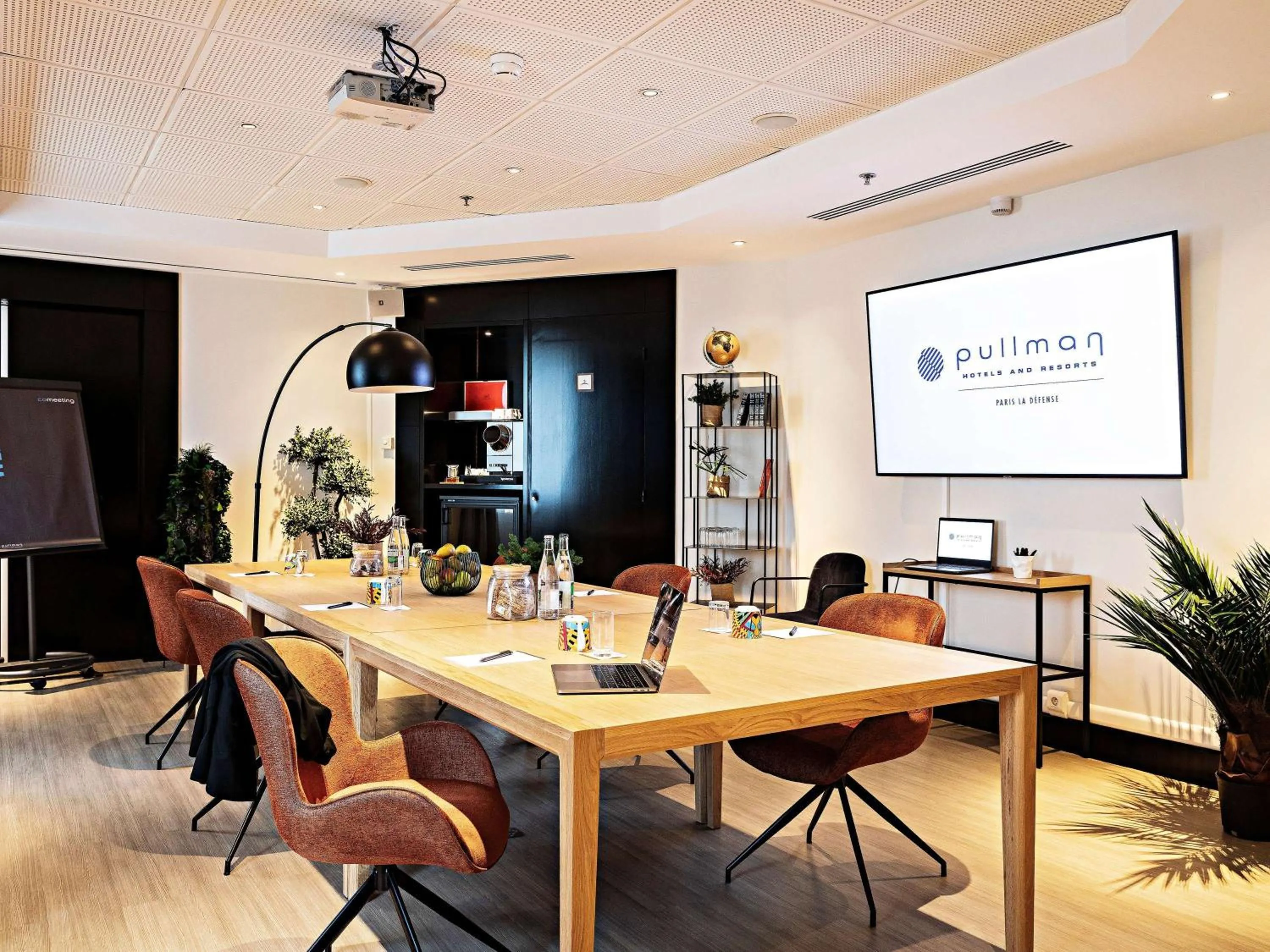 Property building in Pullman Paris La Défense