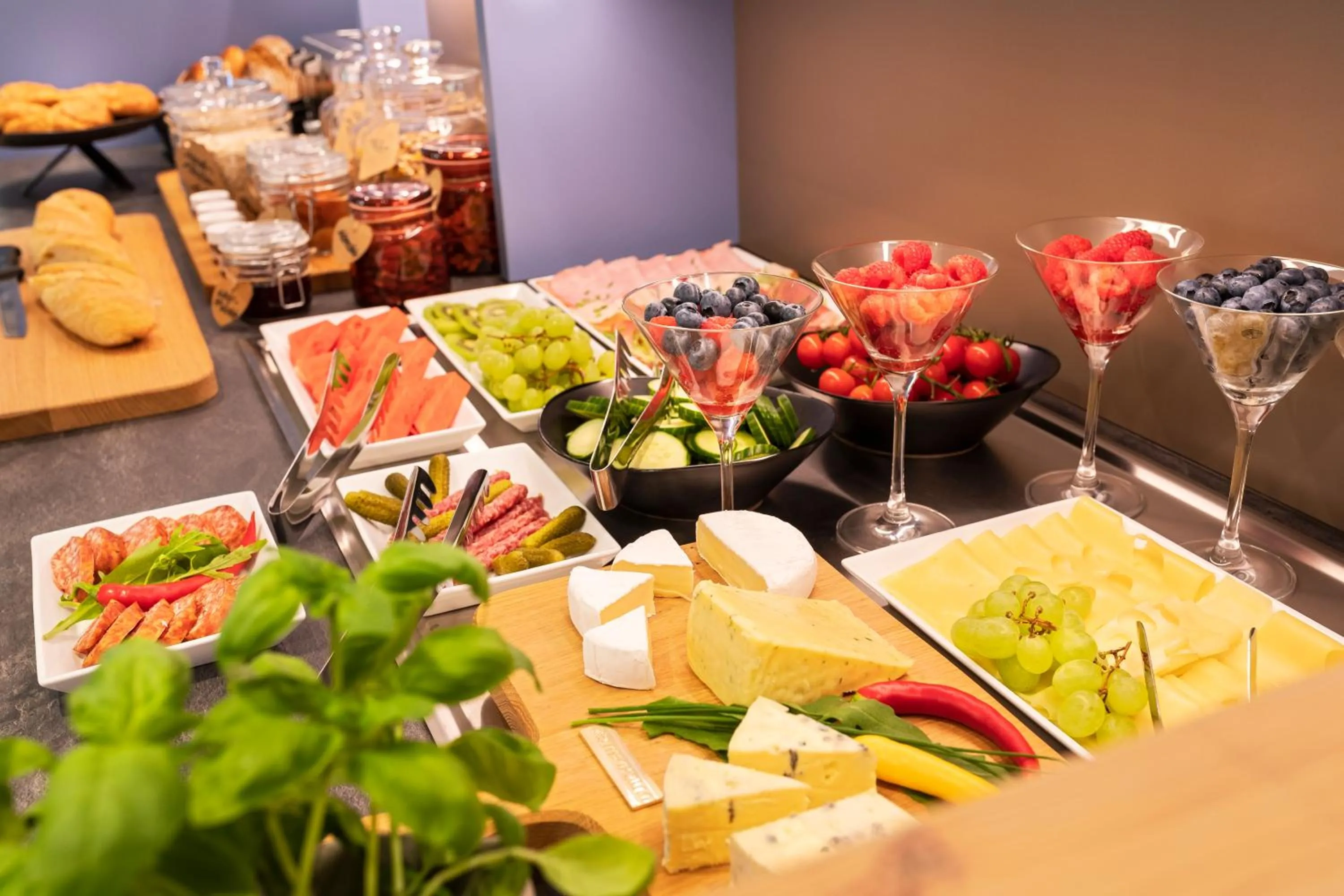 Food and drinks in Aston‘s Hotel