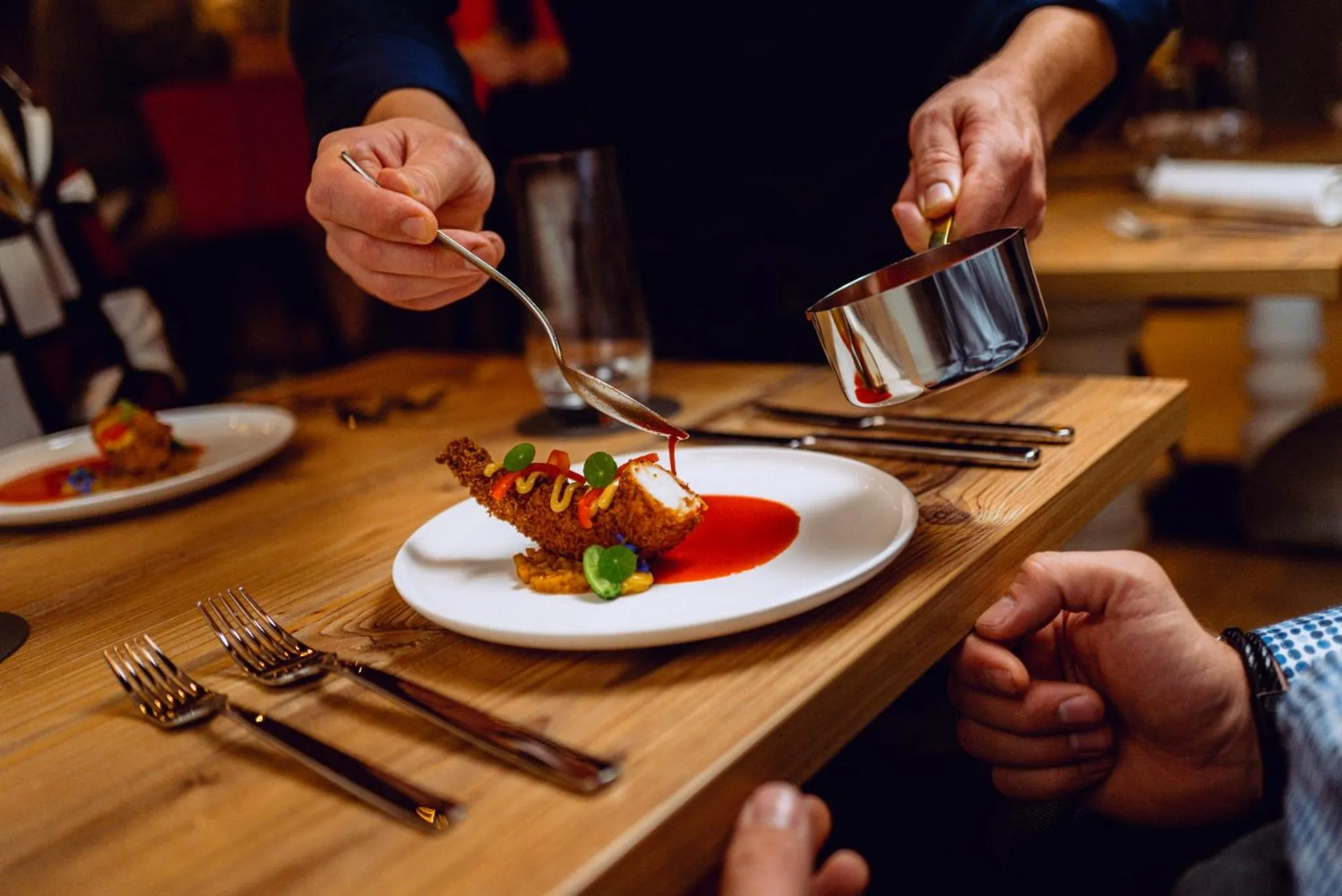 Restaurant/places to eat in Aston‘s Hotel