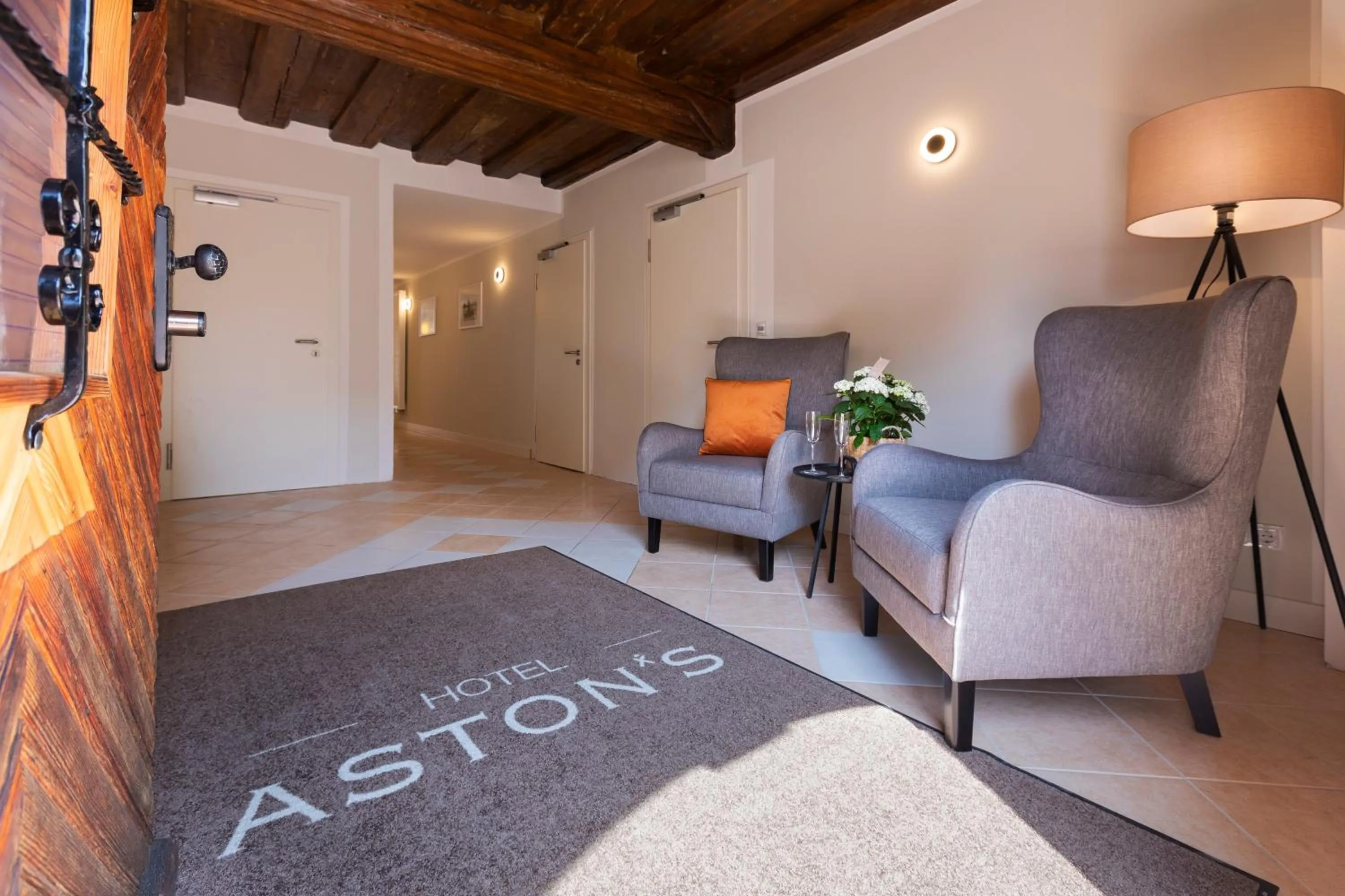 Lobby or reception in Aston‘s Hotel