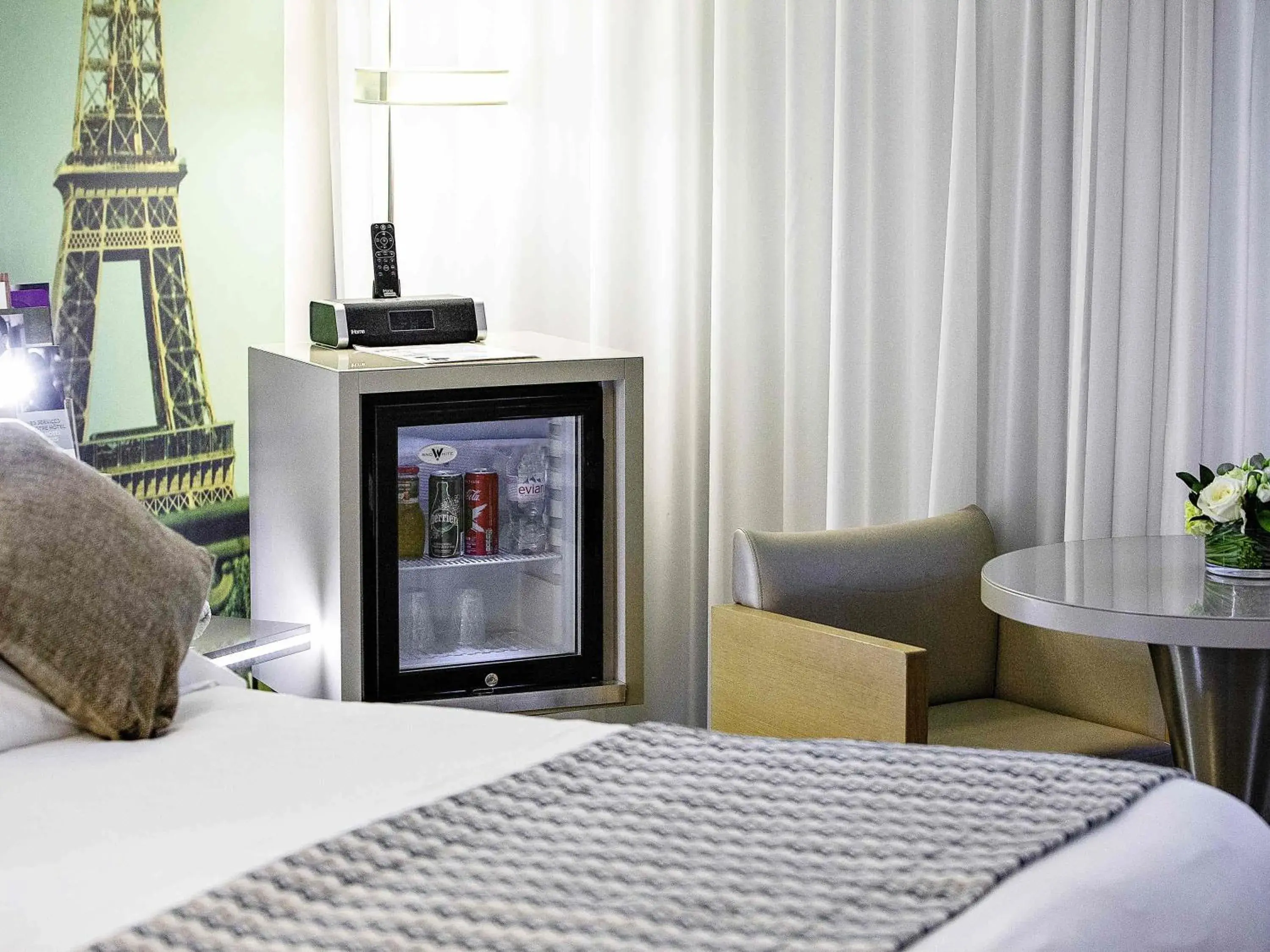 Superior Room with 1 Double Bed in Mercure Paris Vaugirard Porte De Versailles Superior Room with 1 Double Bed in Mercure Paris Vaugirard Porte De Versailles