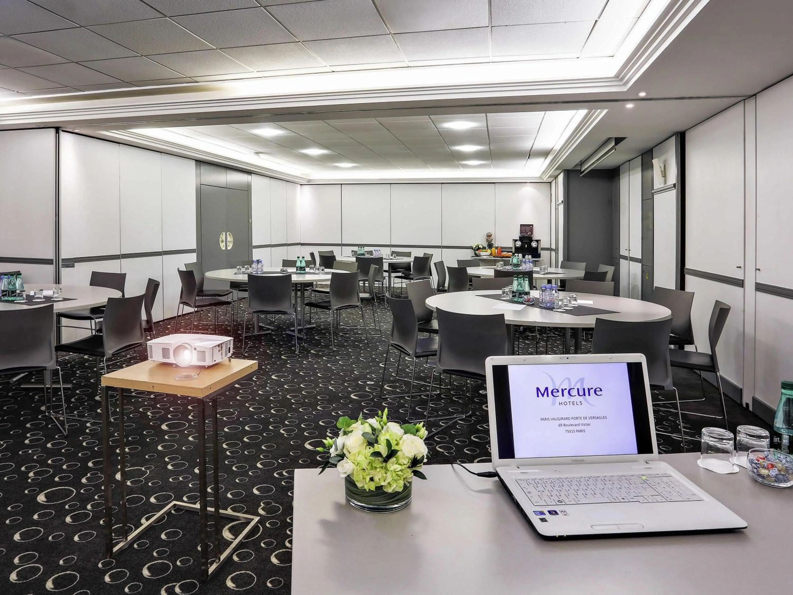 Business facilities in Mercure Paris Vaugirard Porte De Versailles