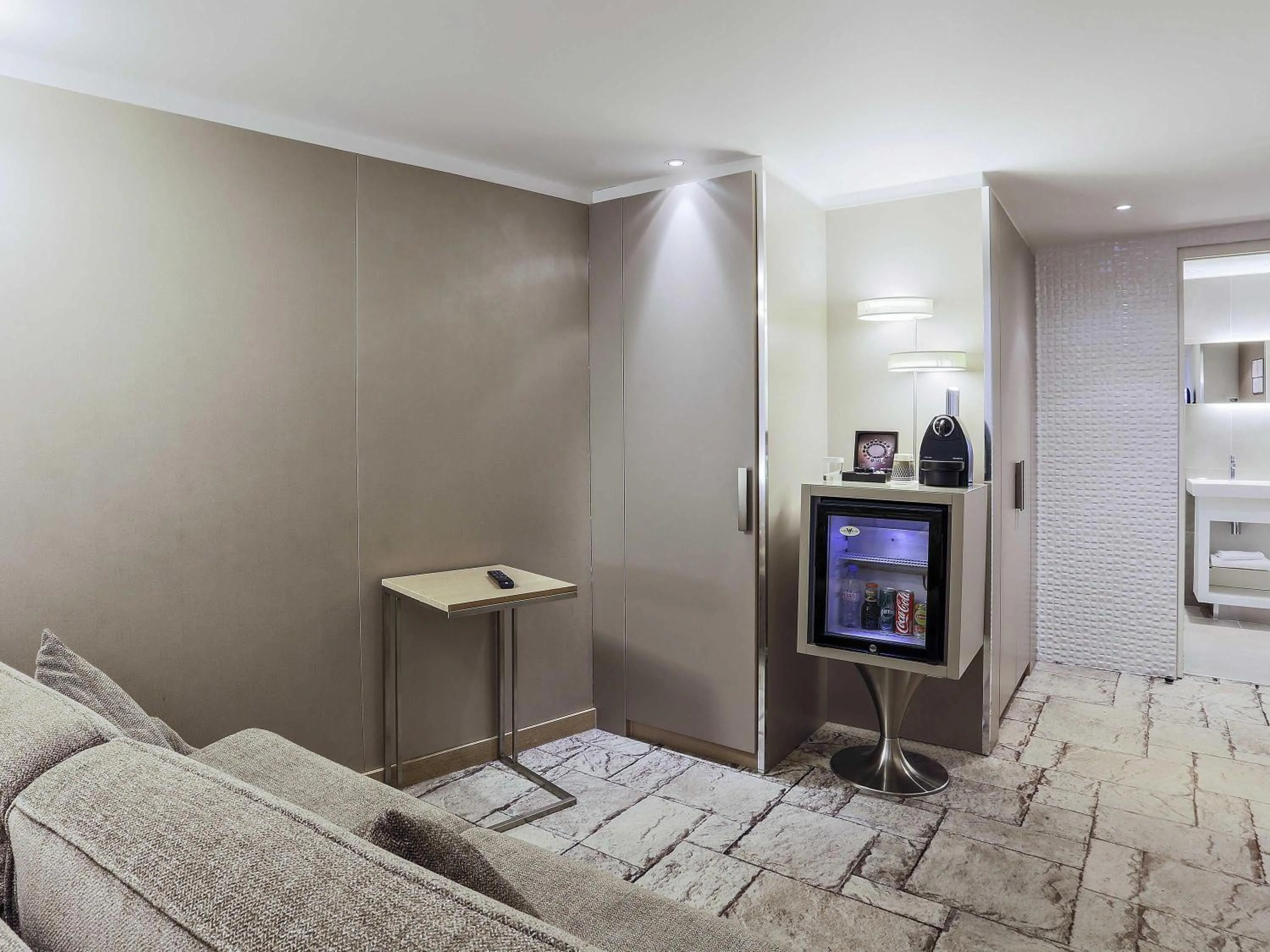 Bedroom in Mercure Paris Vaugirard Porte De Versailles