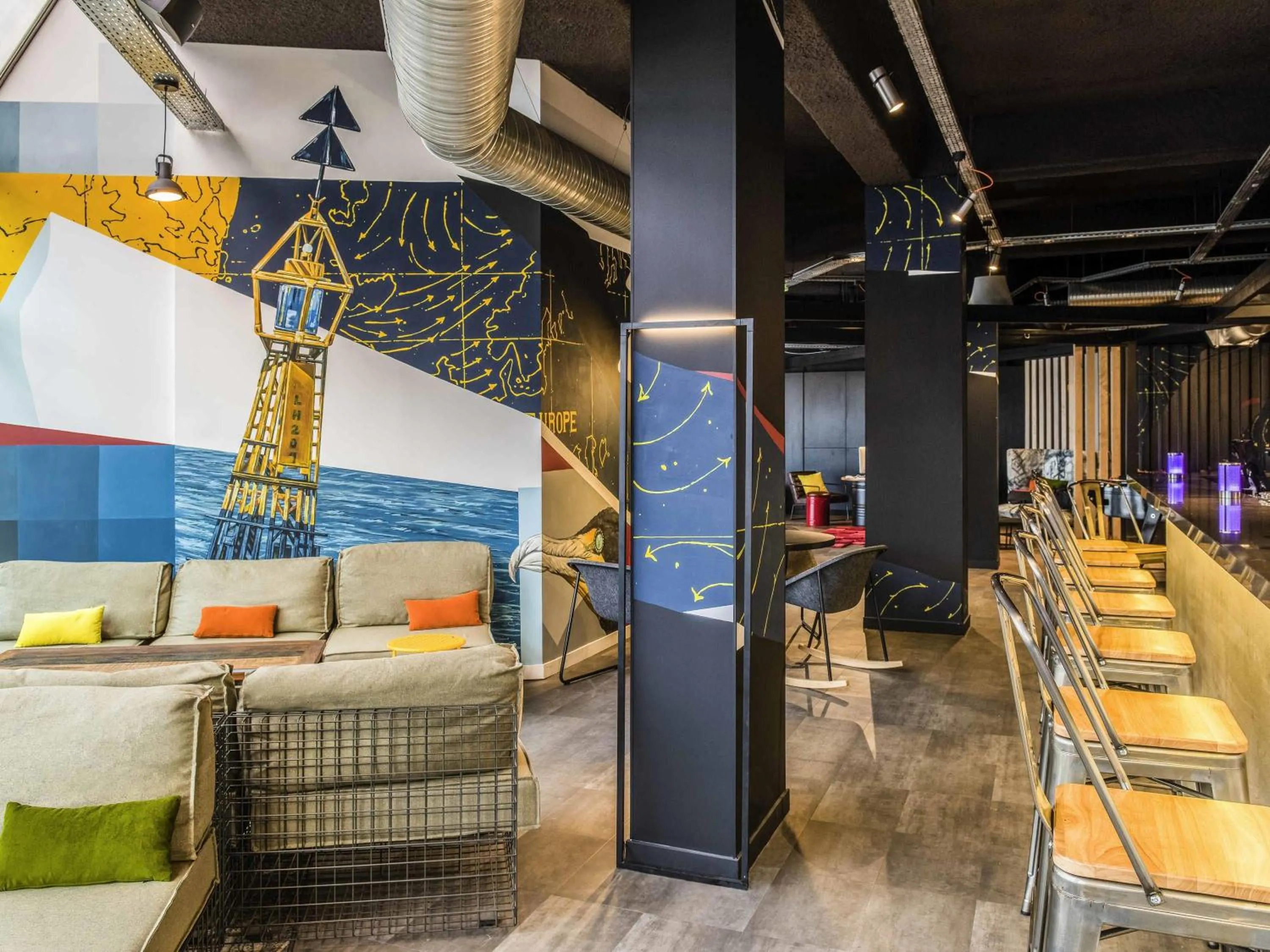 Restaurant/places to eat in Mercure Le Havre Centre Bassin Du Commerce
