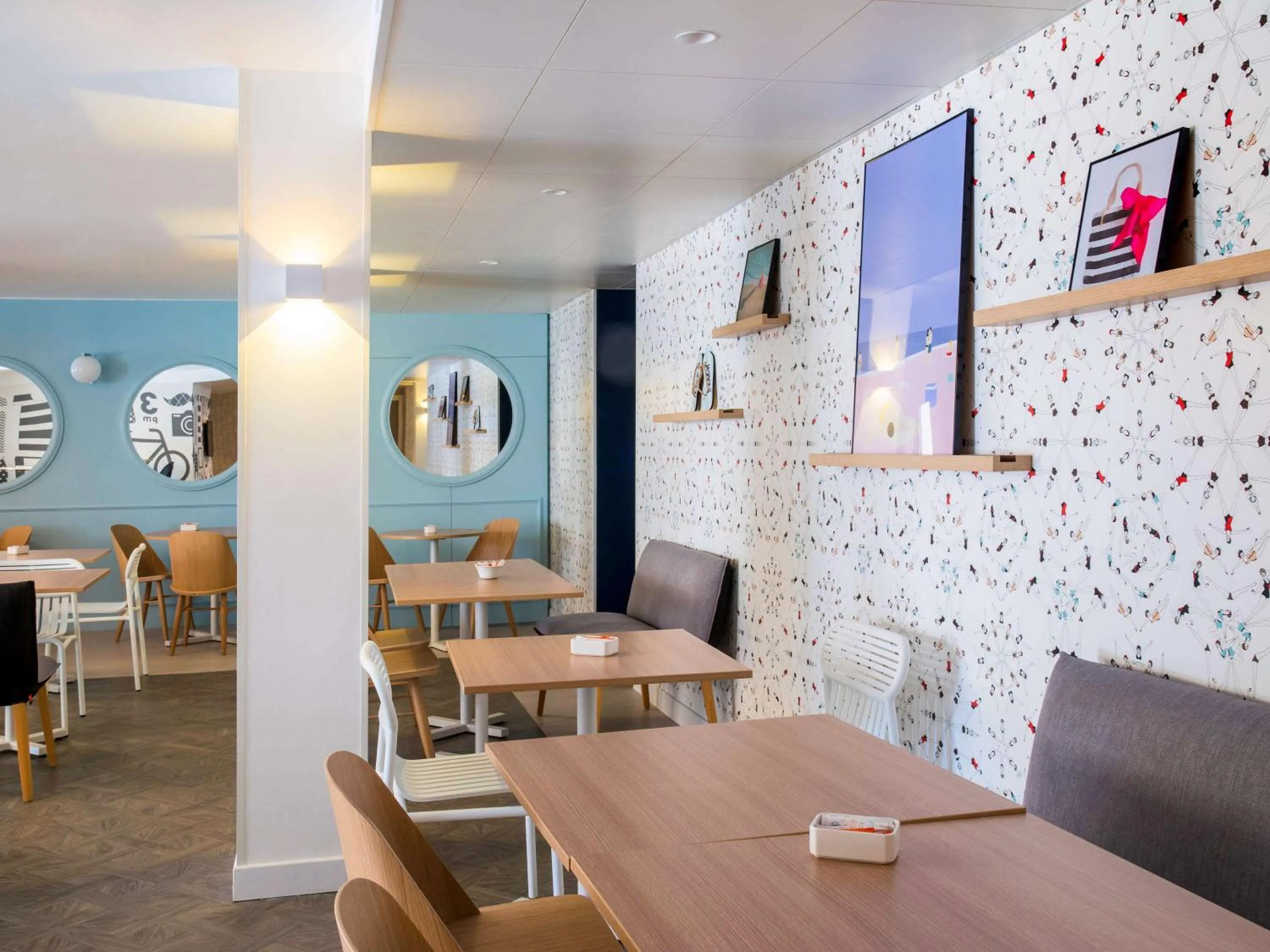 Restaurant/places to eat in ibis Styles Nice Cap 3000 Aéroport