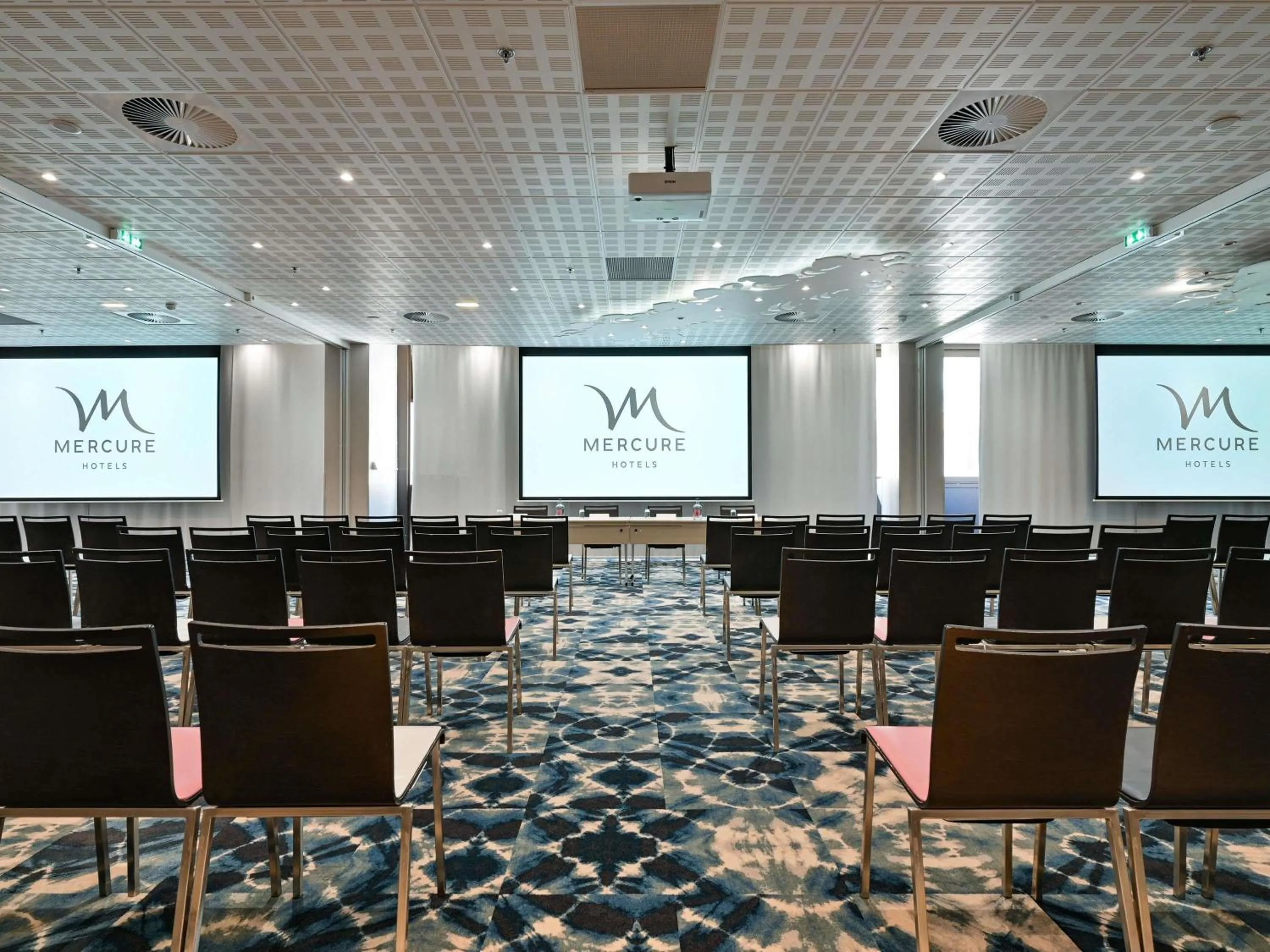 Meeting/conference room in Mercure Marseille Centre Vieux Port