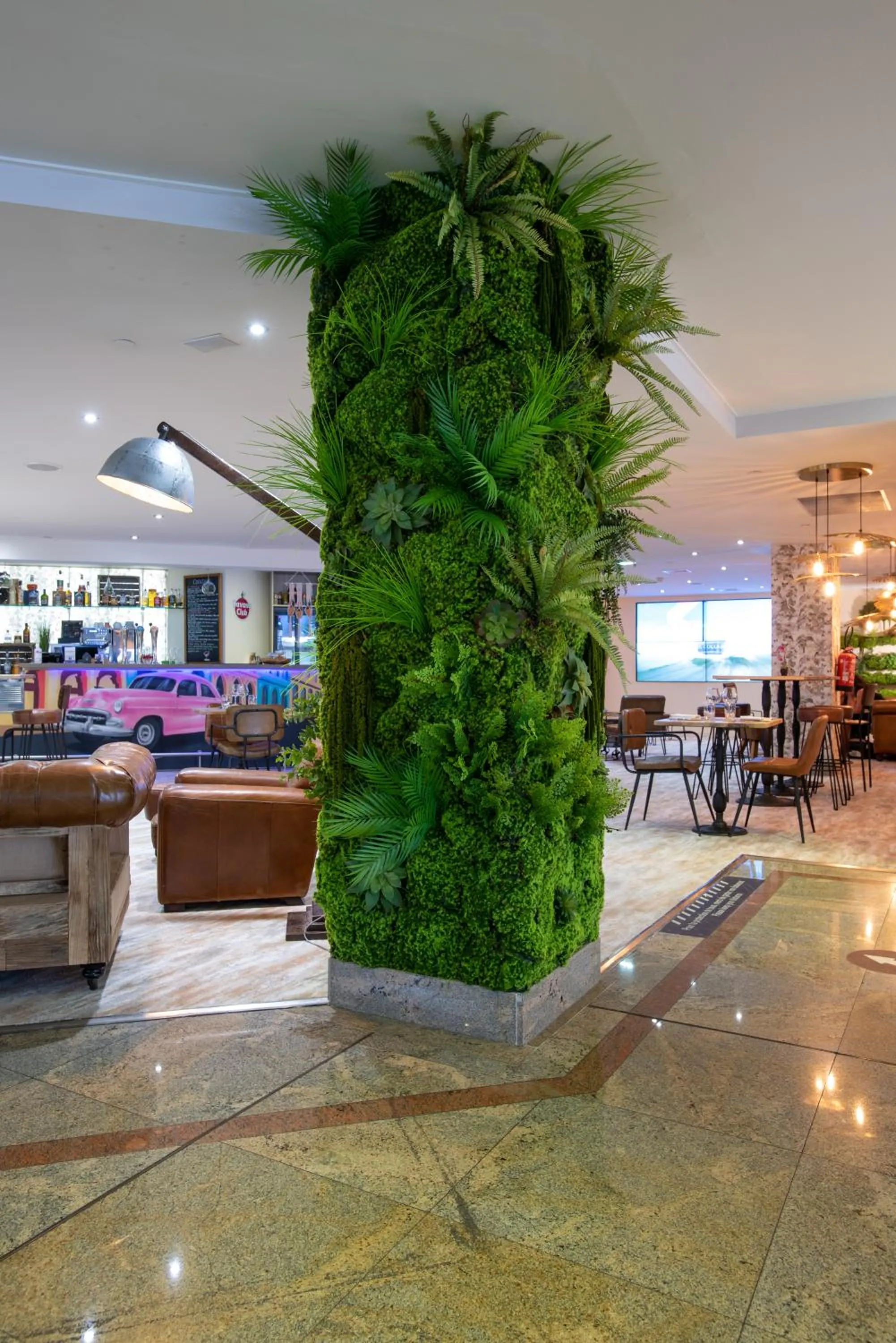 Lobby or reception in Mercure Marseille Centre Vieux Port