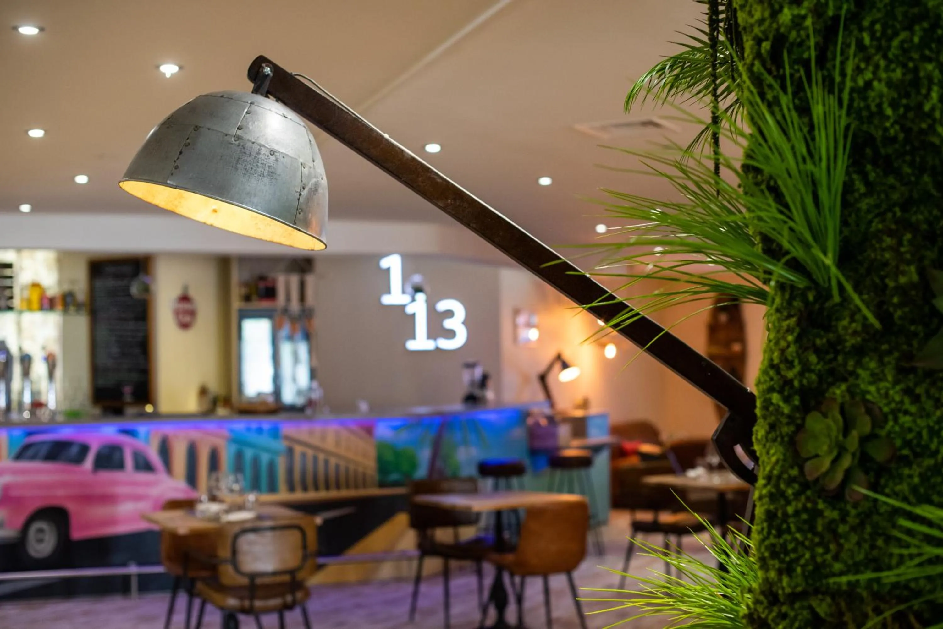 Lounge or bar in Mercure Marseille Centre Vieux Port