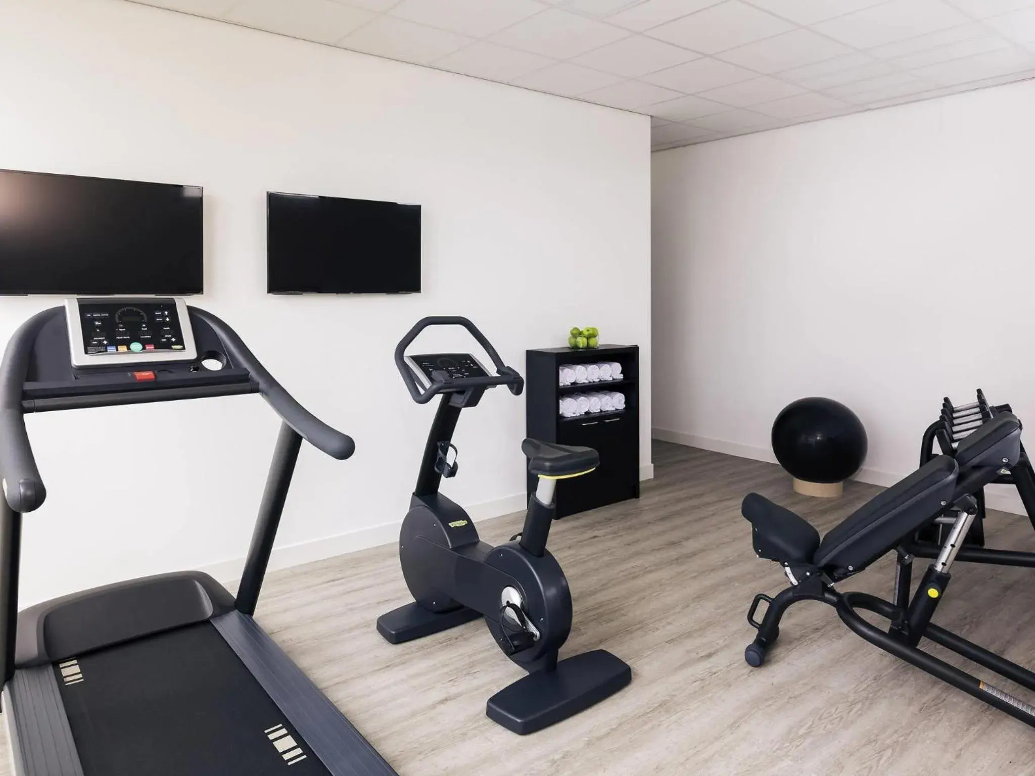 Fitness centre/facilities in Mercure Le Mans Centre Fitness centre/facilities in Mercure Le Mans Centre