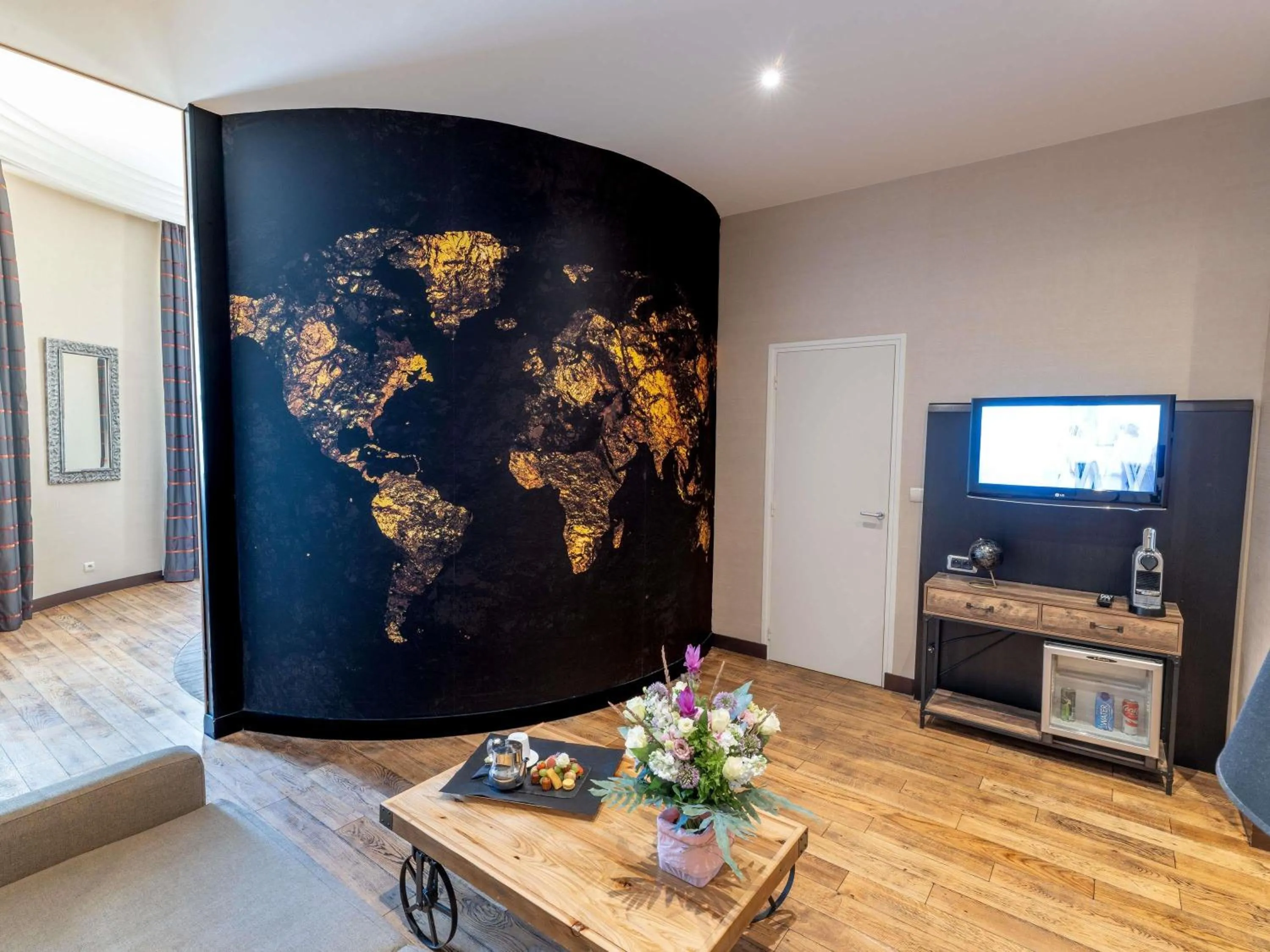 Bedroom in Mercure Le Mans Centre