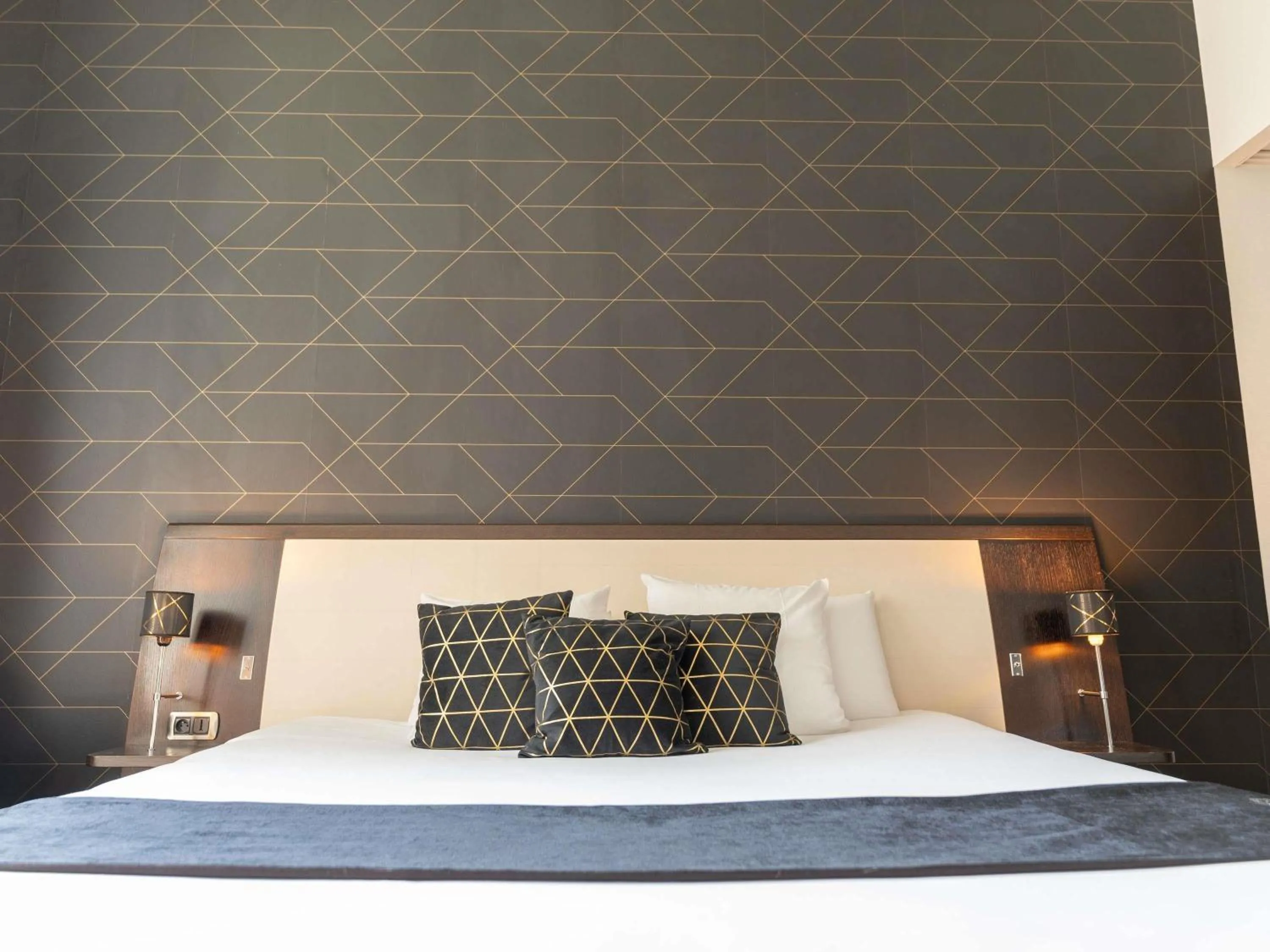 Bedroom, Bed in Mercure Le Mans Centre