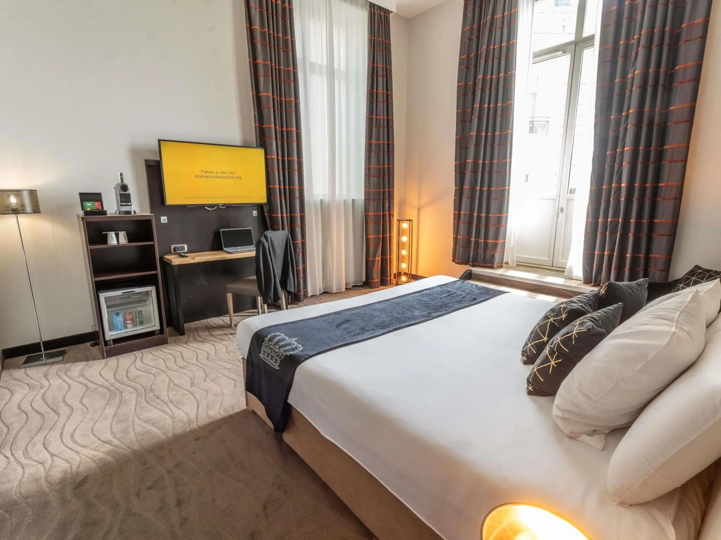 Bedroom, Bed in Mercure Le Mans Centre Bedroom, Bed in Mercure Le Mans Centre