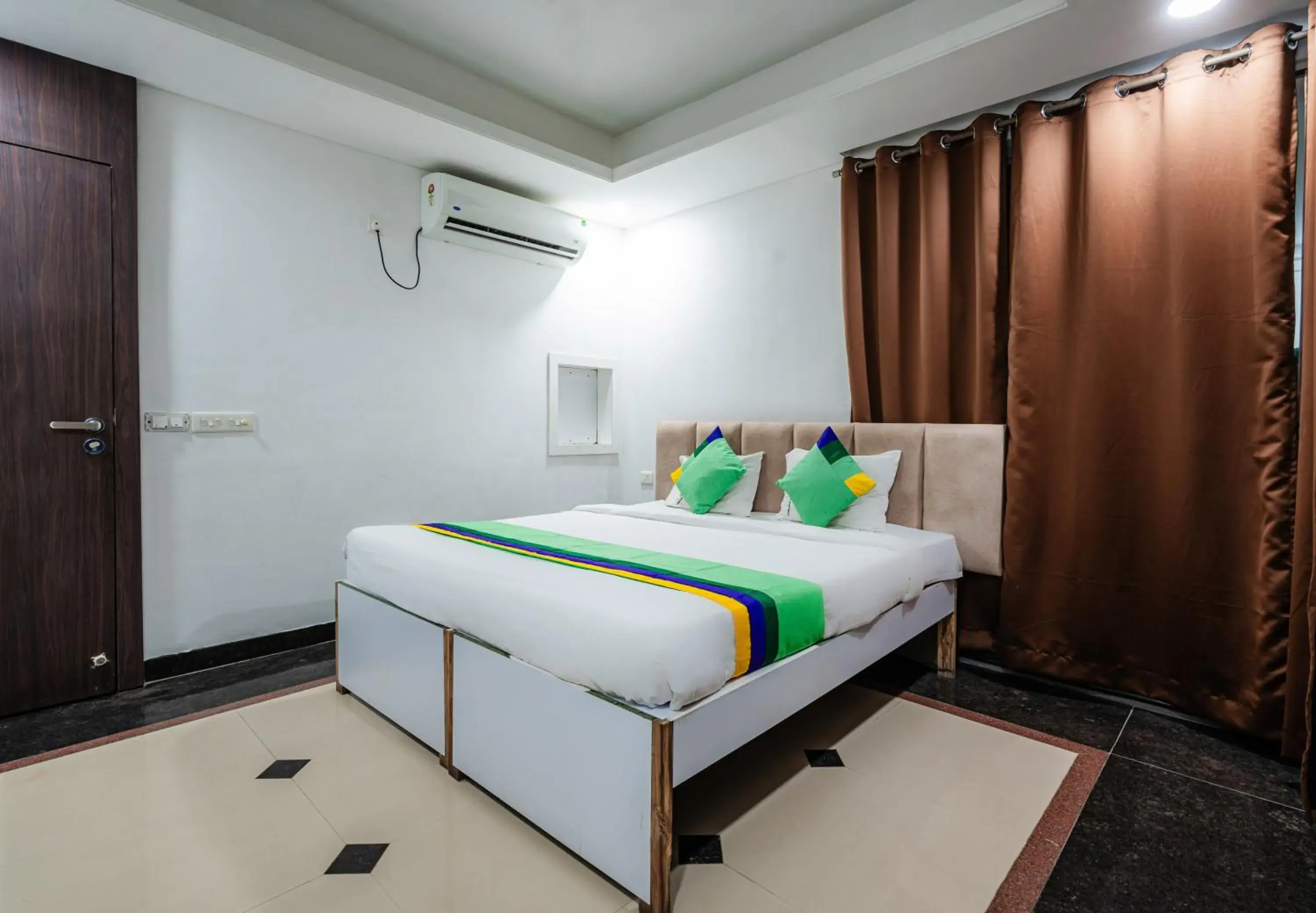 Bedroom, Bed in Treebo Silver Apartment Bedroom, Bed in Treebo Silver Apartment