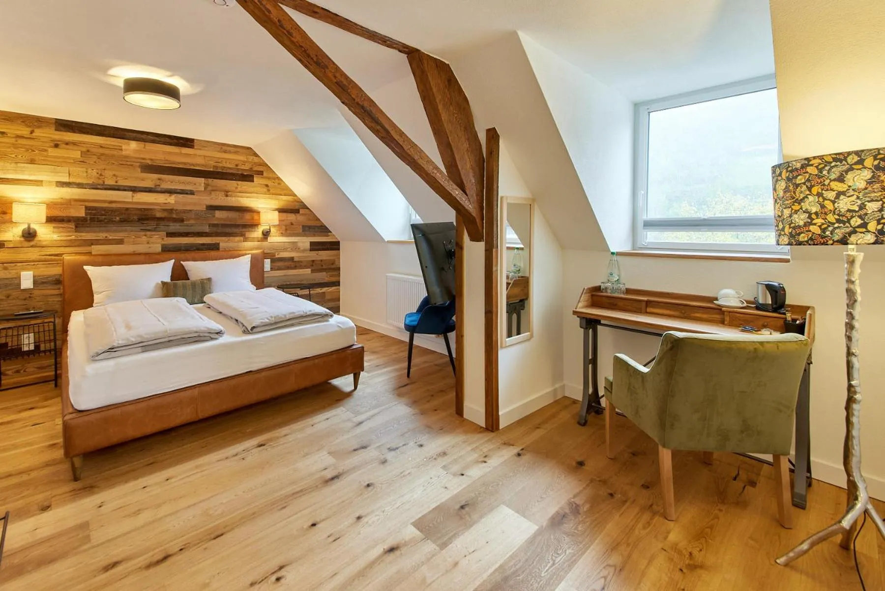 Bed in Rochter Landhotel