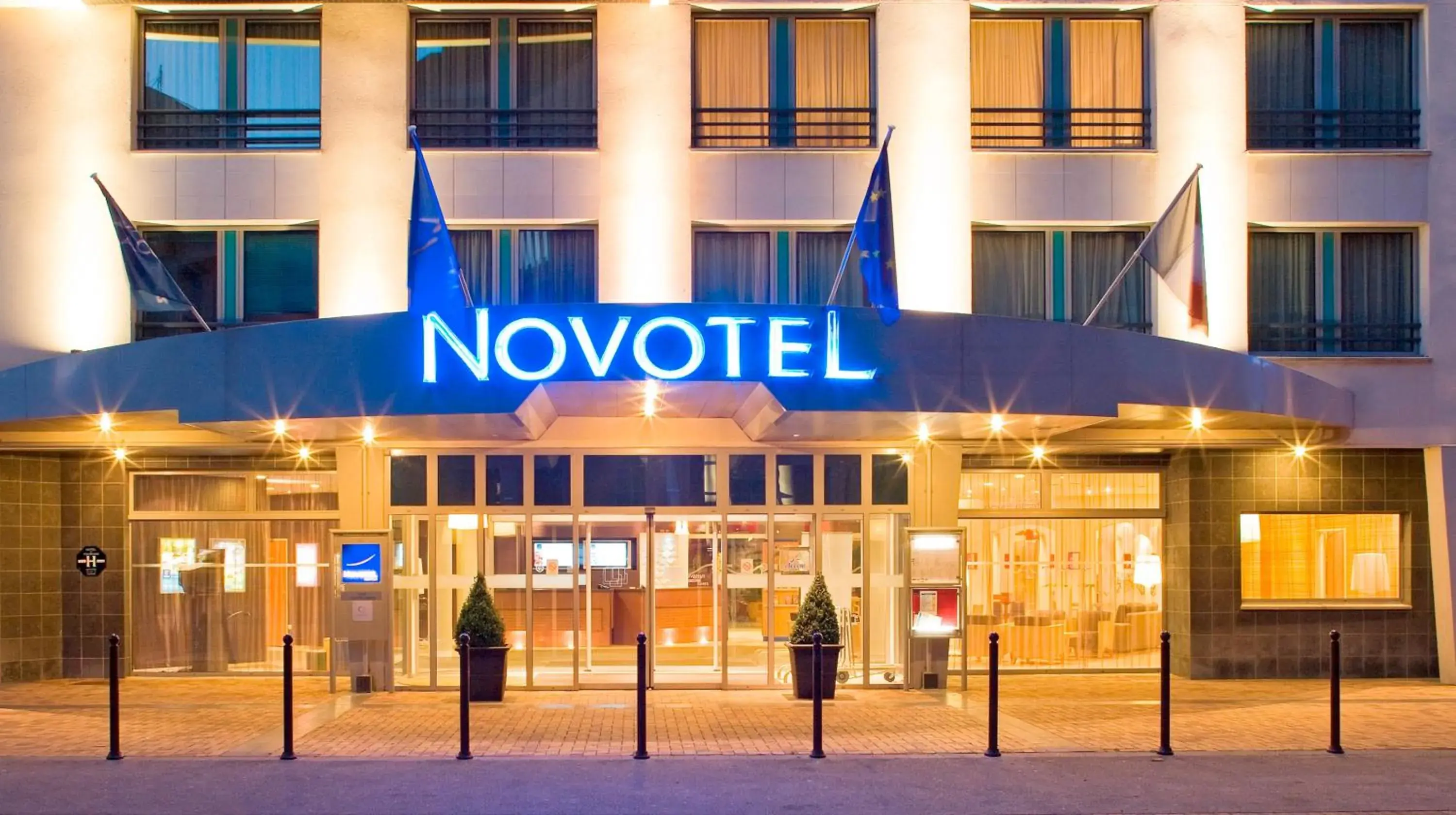 Facade/entrance in Novotel Lille Centre Gares Facade/entrance in Novotel Lille Centre Gares