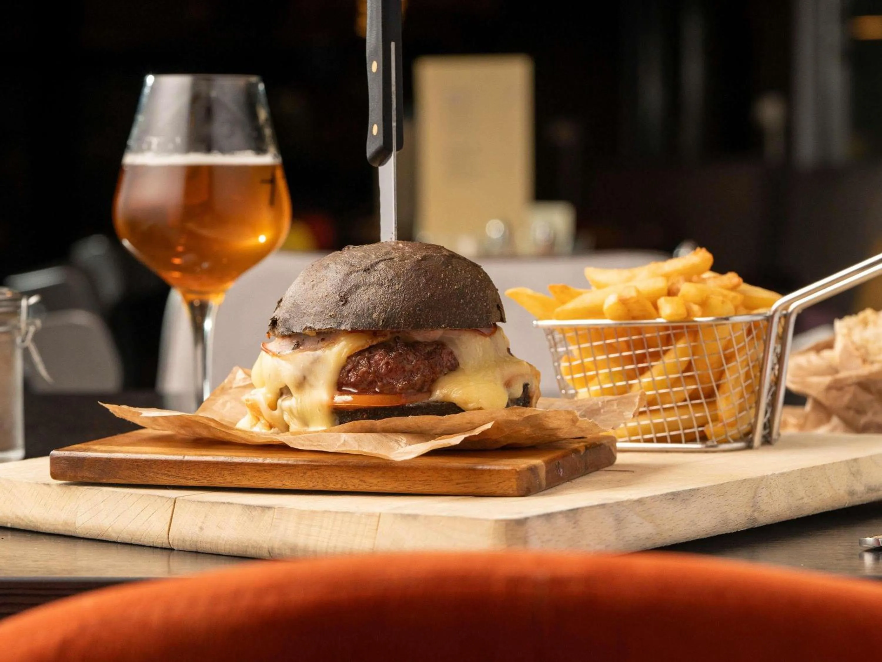 Restaurant/places to eat in Novotel Lille Centre Gares