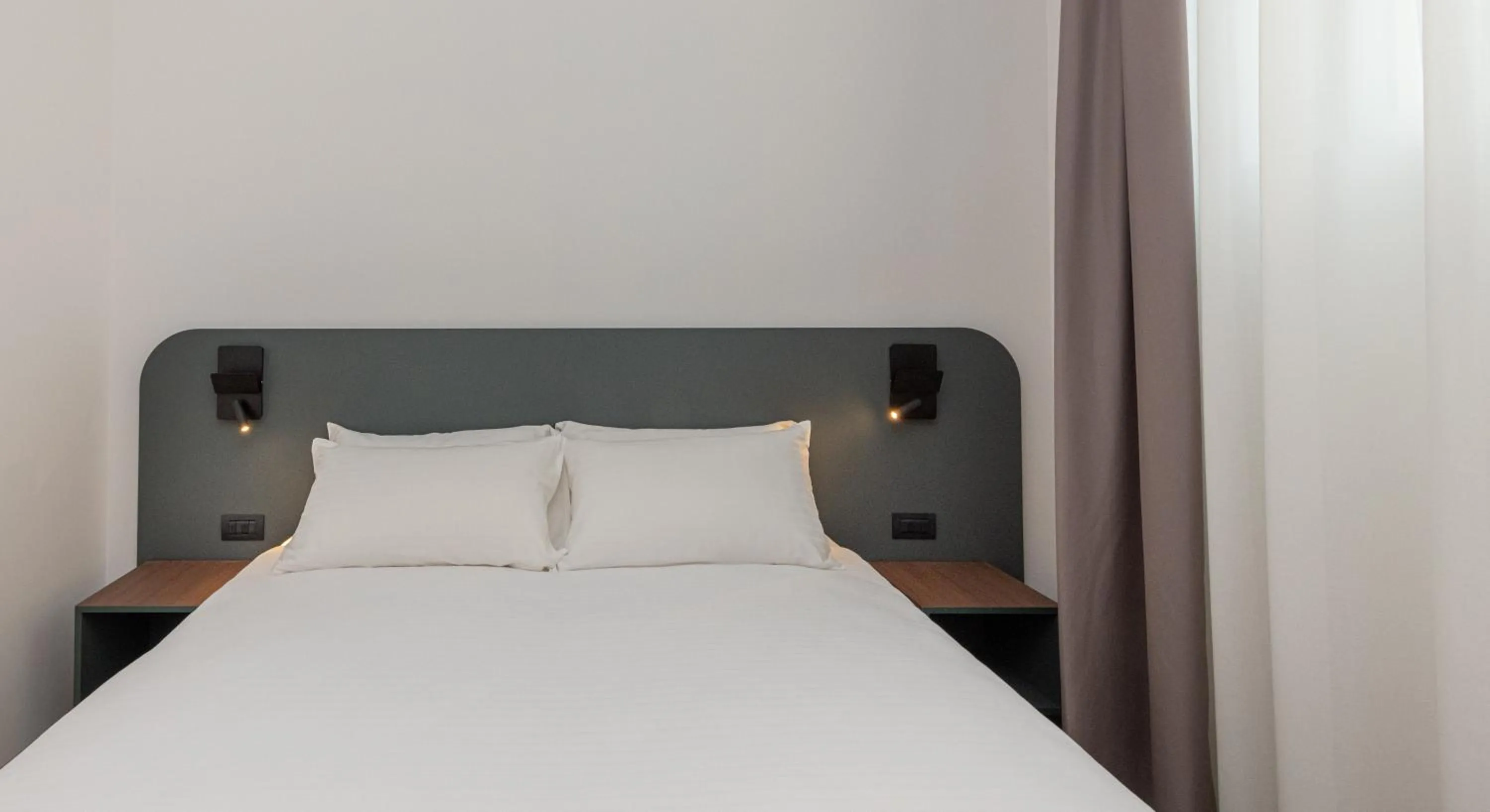 Bedroom, Bed in Hotel Canton dell'Orto