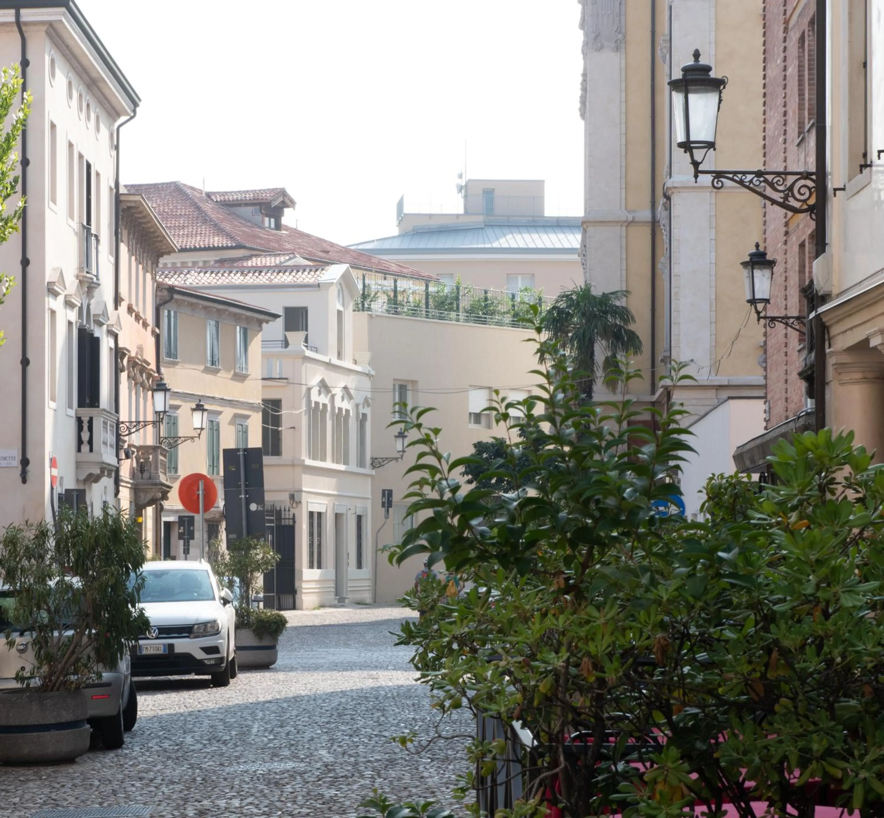 Street view in Hotel Canton dell'Orto