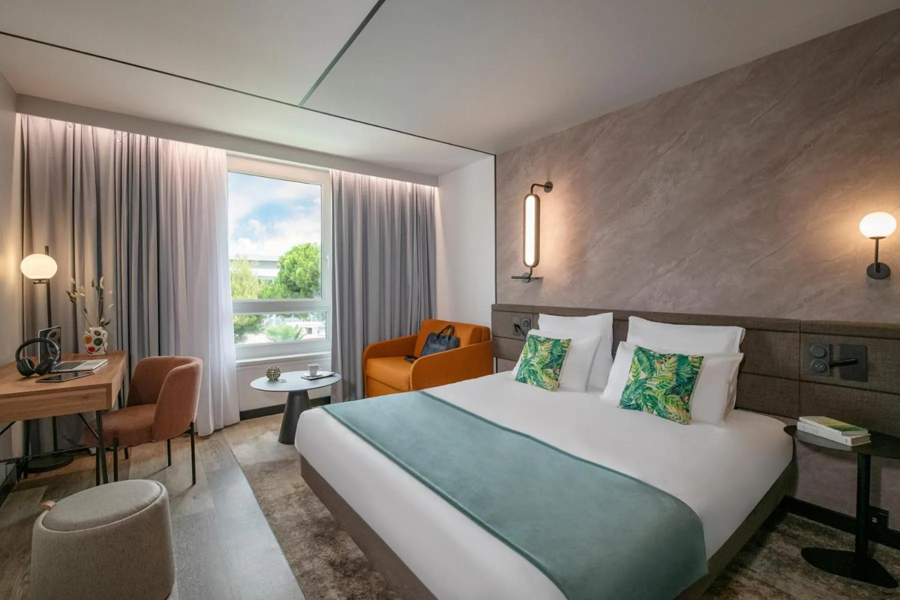 Bed in Novotel Nice Aéroport Cap 3000